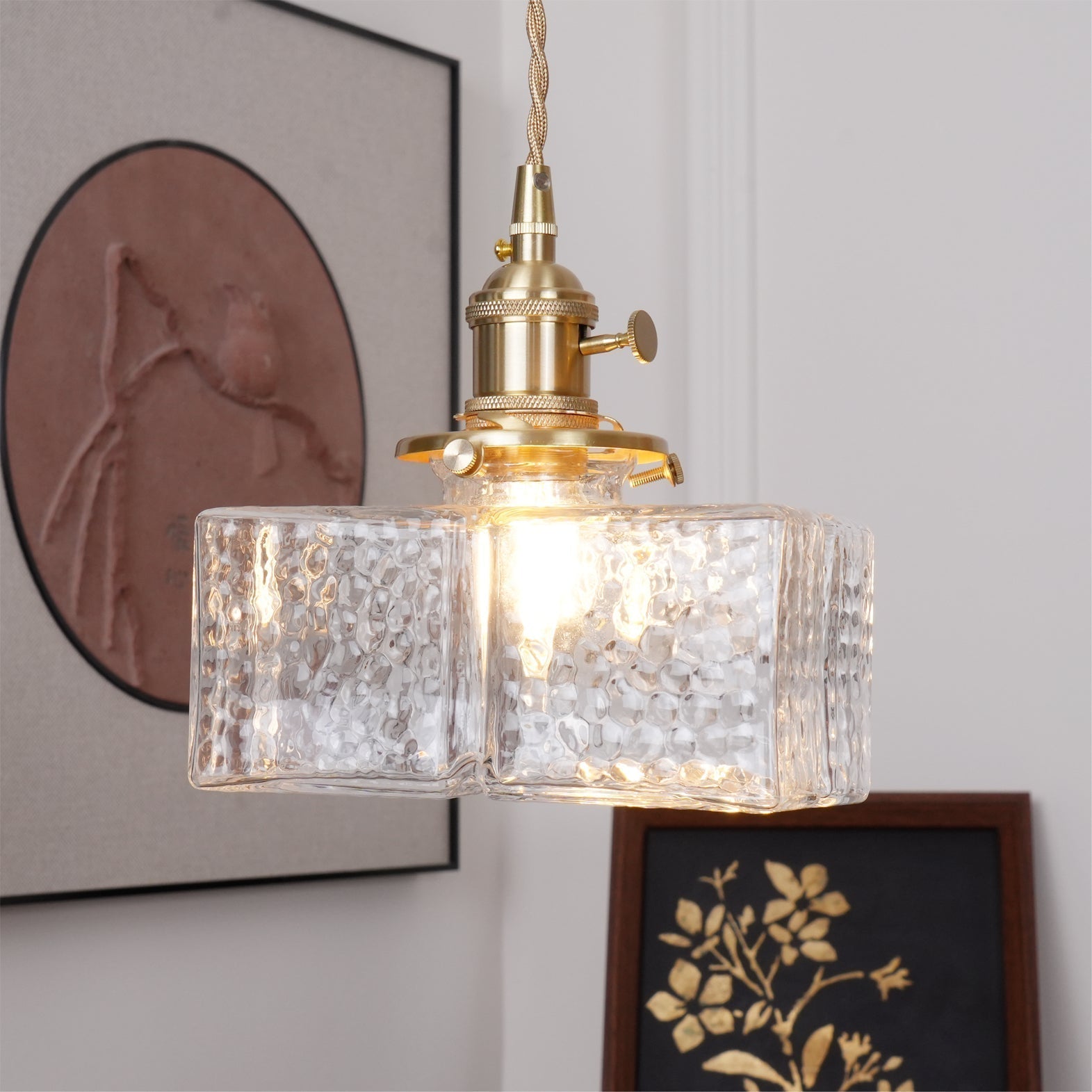 Ovely Vintage Pendelleuchte aus gehämmertem Messing und Glas