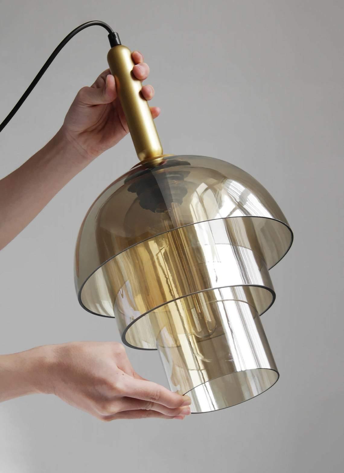 Solara Pendelleuchte Glas Cognac Kuppel Messing Mid Century-Letslighting