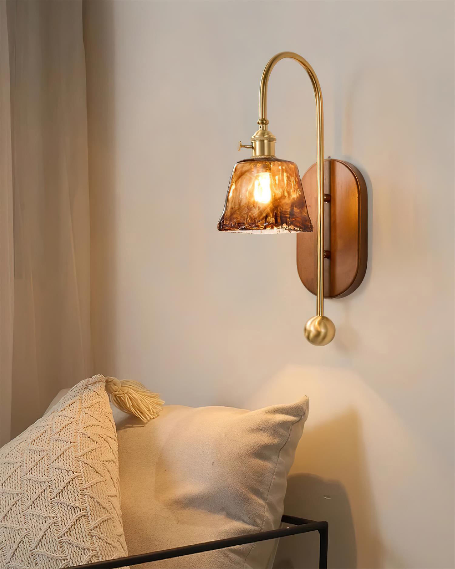 Vale Vintage Glas-Holz-Wandleuchte-Letslighting