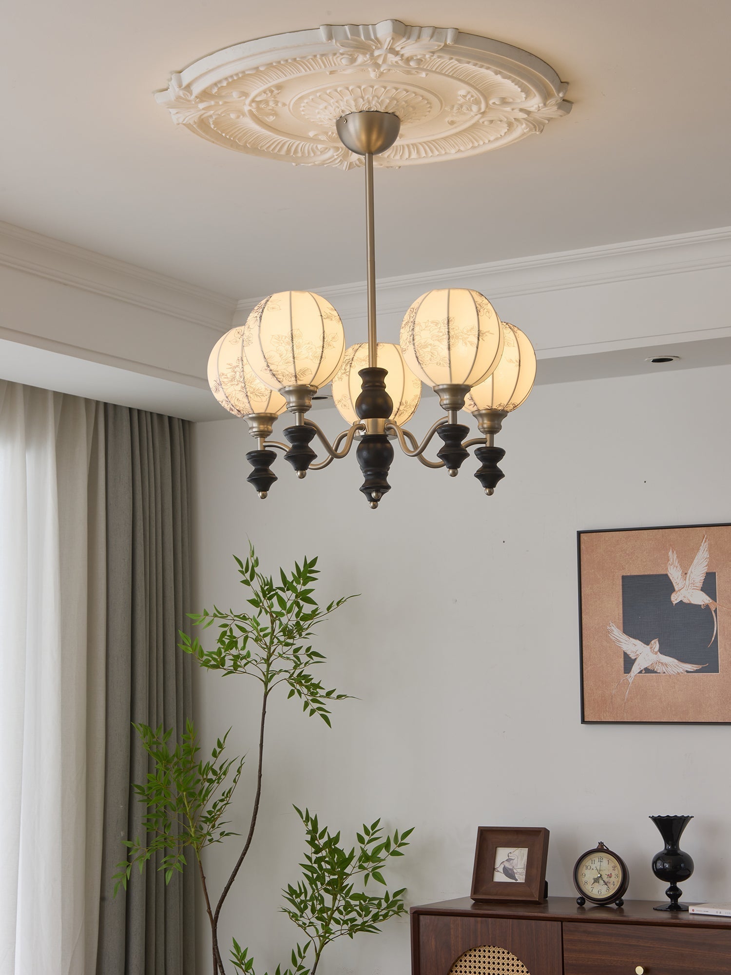Osilan Traditioneller Eleganter Kronleuchter aus Vintage-Holz-Letslighting