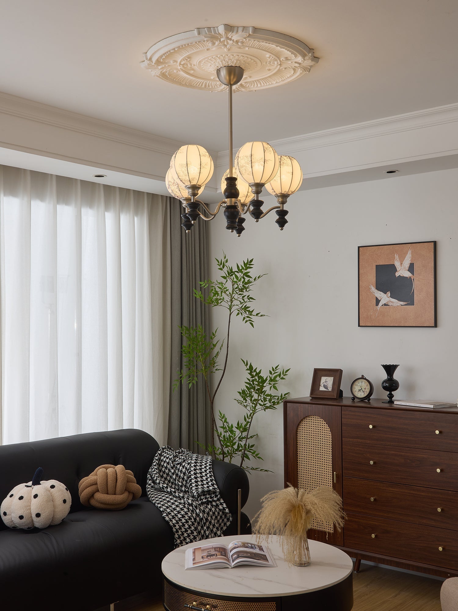 Osilan Traditioneller Eleganter Kronleuchter aus Vintage-Holz-Letslighting