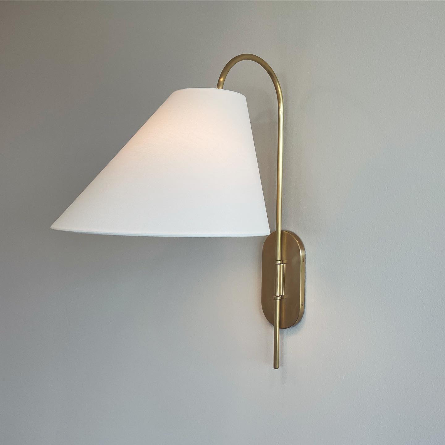Nyphaiel Wandleuchte aus Messinggewebe-Letslighting