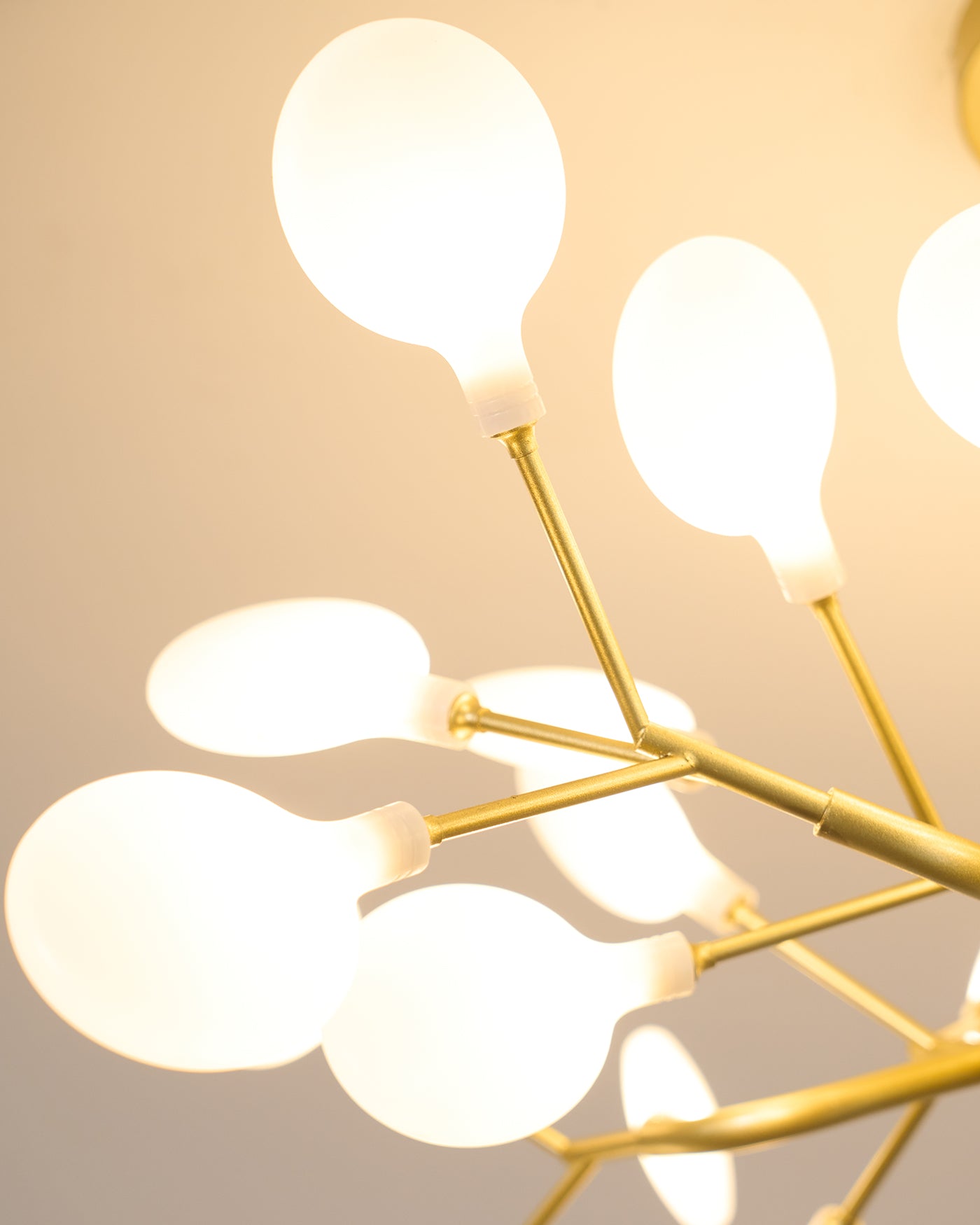 Lustra Eleganter Kronleuchter LED Firefly-Letslighting