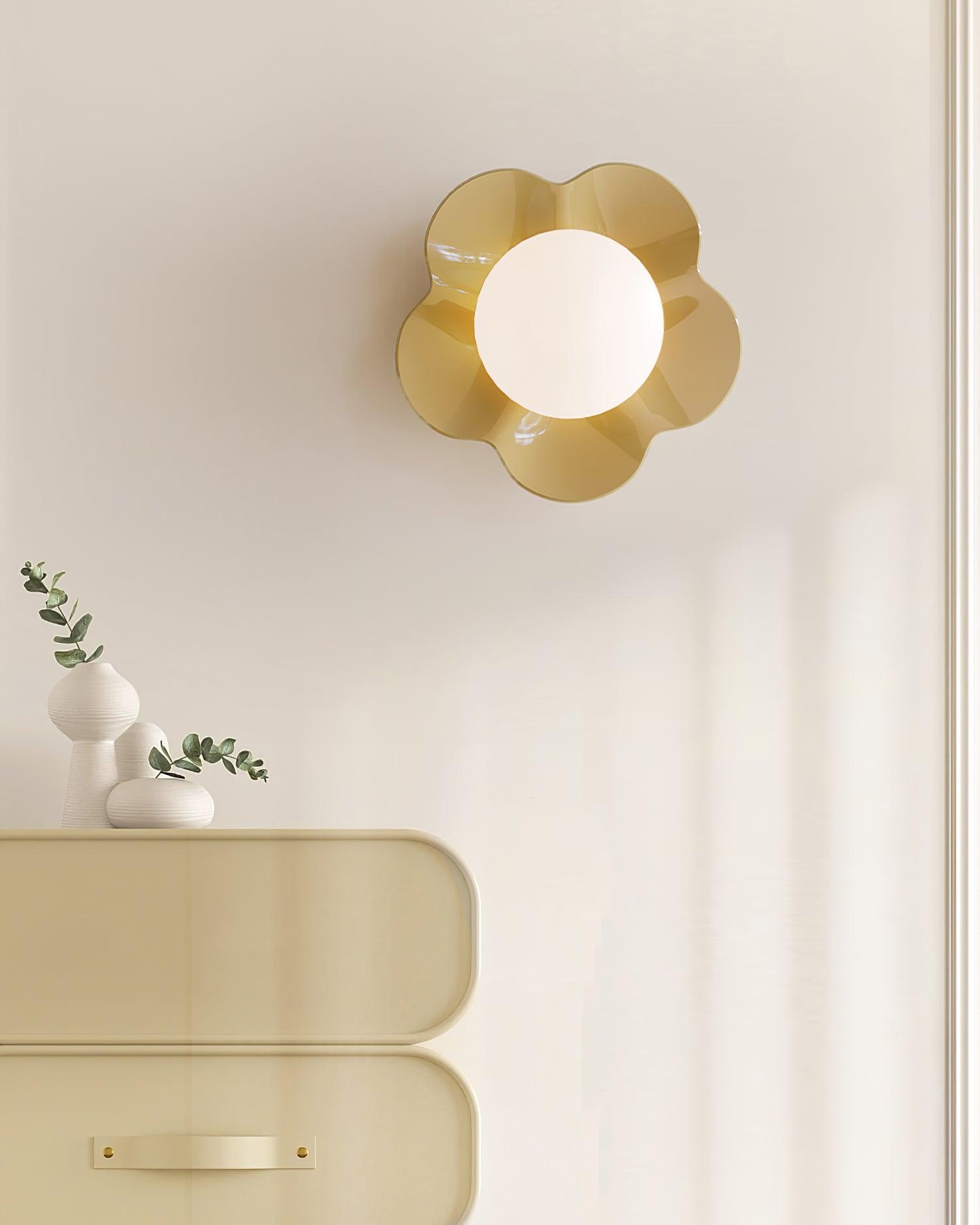 Petalia Wall Lamp - Letslighting