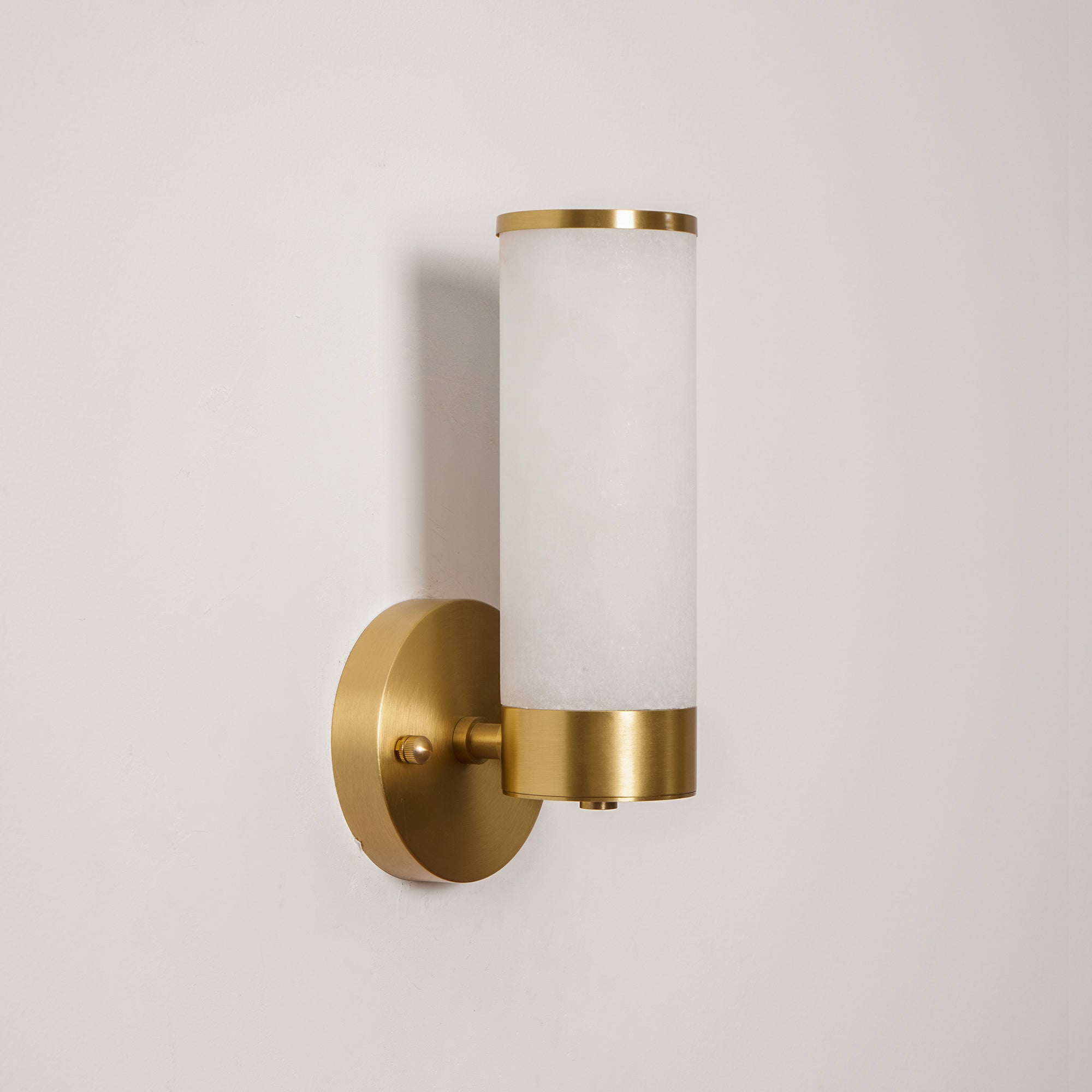Olvynis Modern Minimalist Brass Alabaster Wall Lamp - Letslighting
