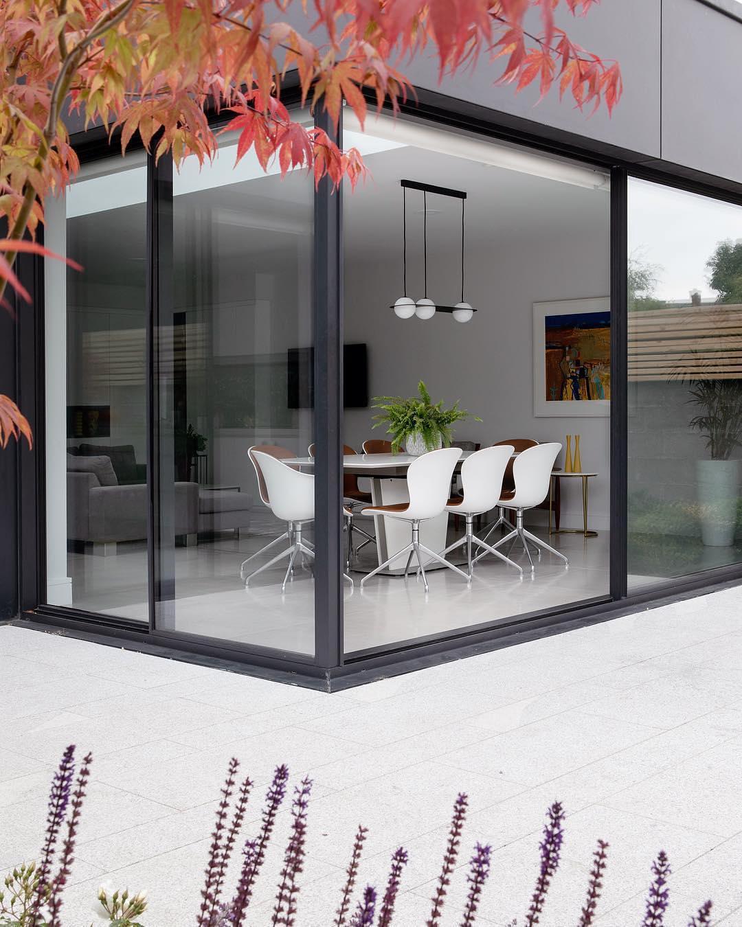 Orbion Black Pendant Lamp - Blowlighting