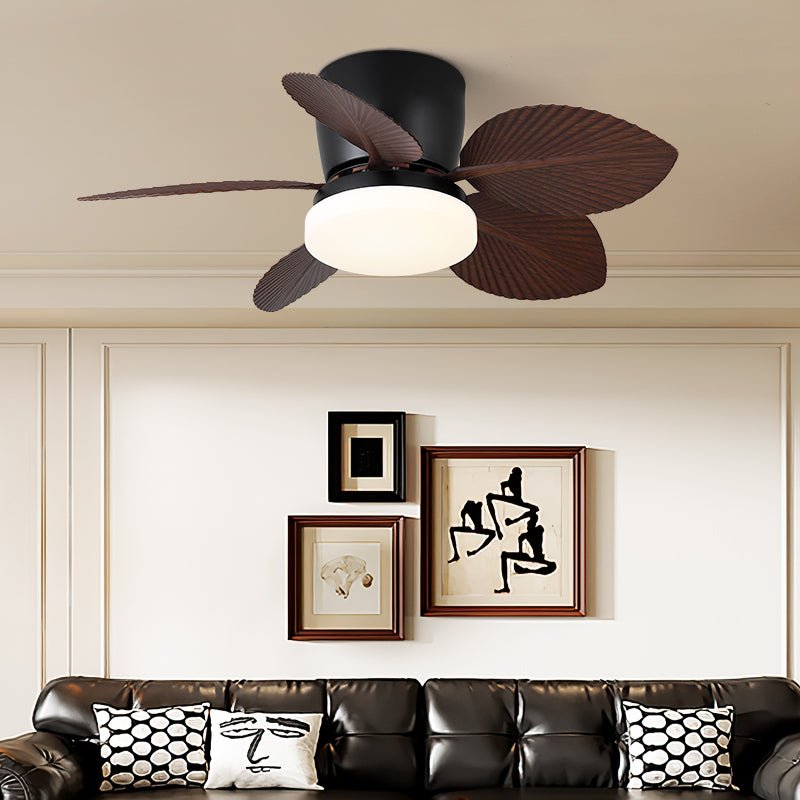 Nahaufnahme der Flügel und des Motors der Qilv Breeze Deckenventilatorleuchte