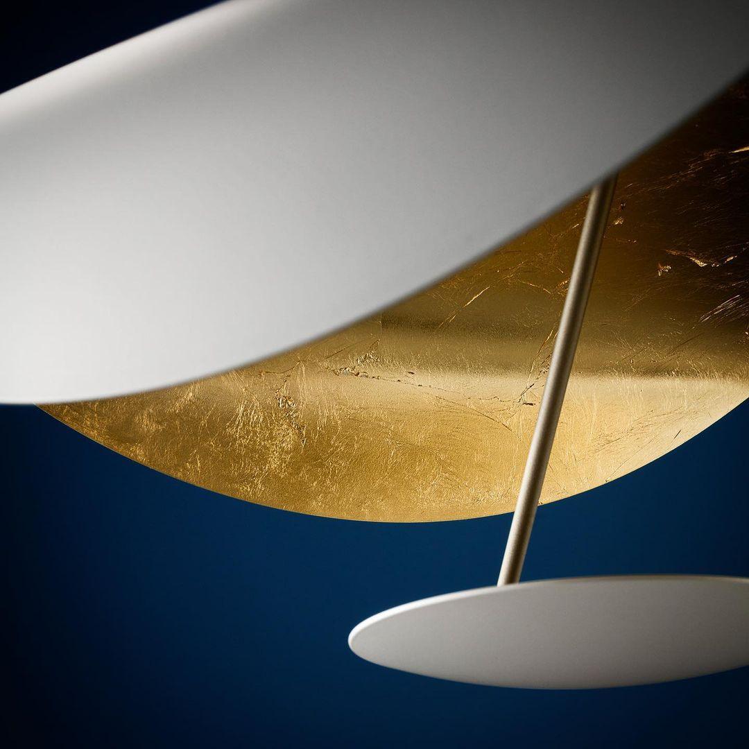 Lustra Pendelleuchte Schwarz Gold Gekrümmt Schirm-Letslighting