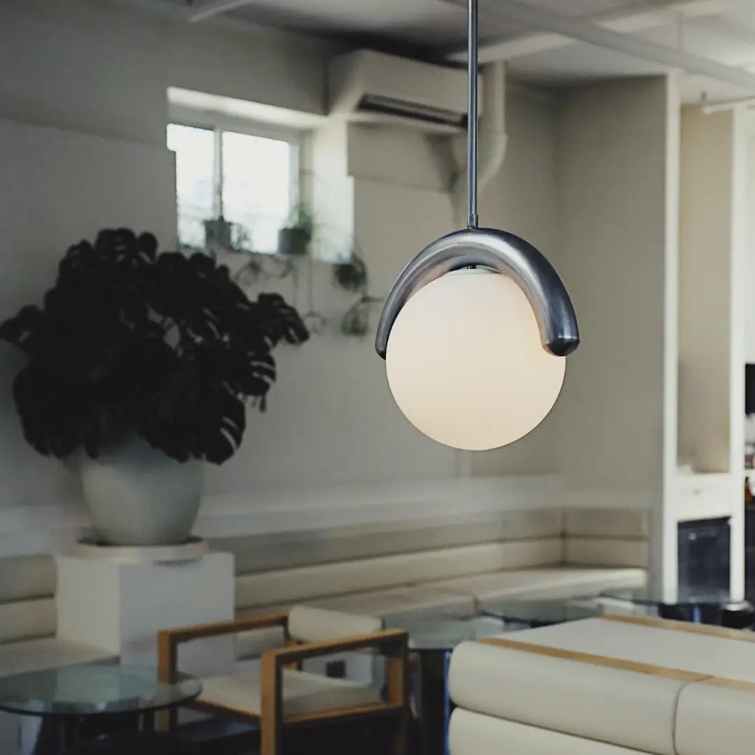 Uveta Linearer Kronleuchter in Rot & Silber