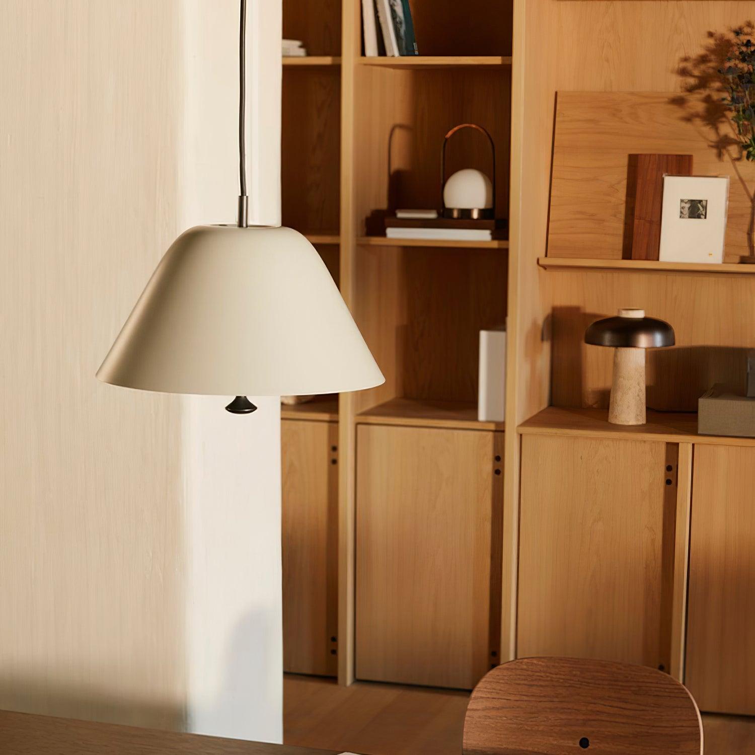 York Moderne minimalistische Pendelleuchte aus Metall-Letslighting