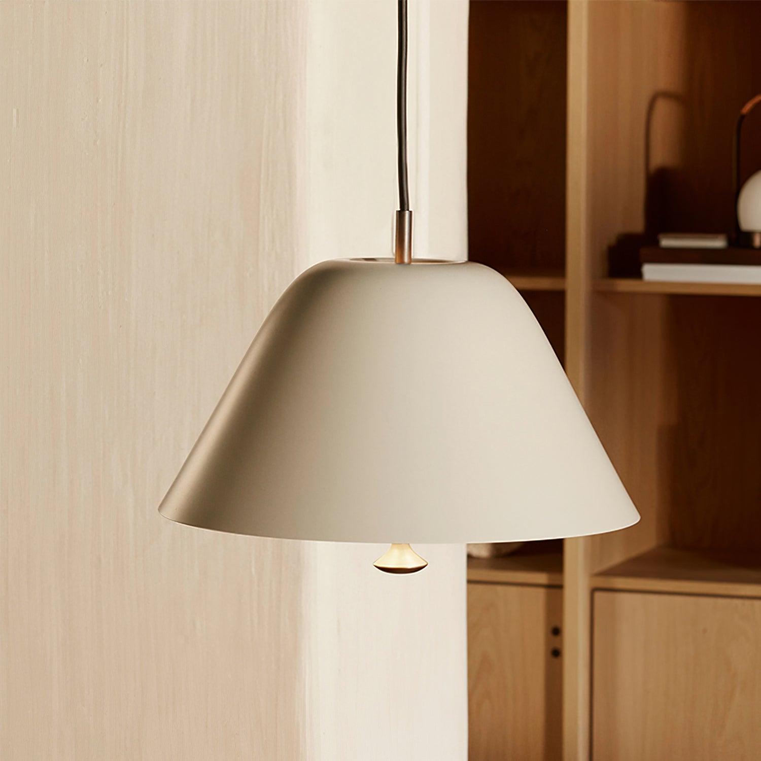 York Moderne minimalistische Pendelleuchte aus Metall-Letslighting