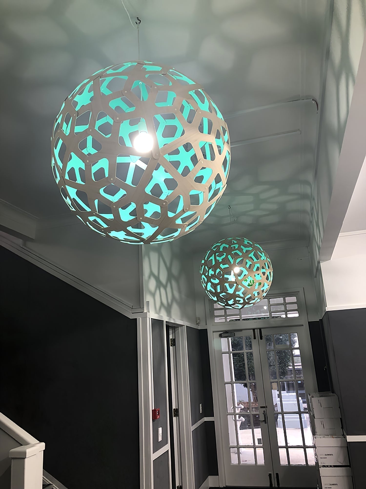 Lustra Pendelleuchte Geometrisch Holz Gewebt-Letslighting