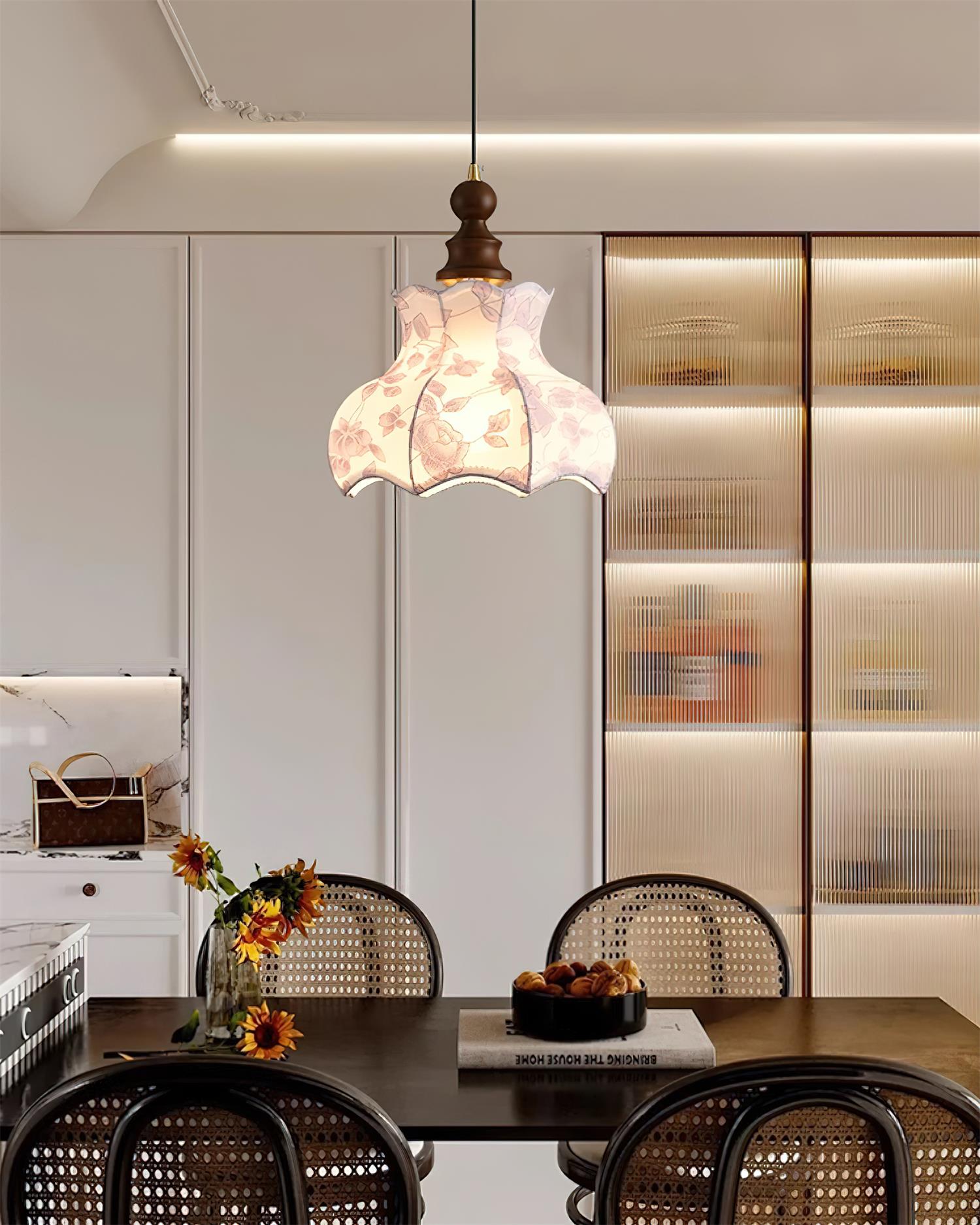 Skye Vintage Pendelleuchte aus Holz und Stoff-Letslighting