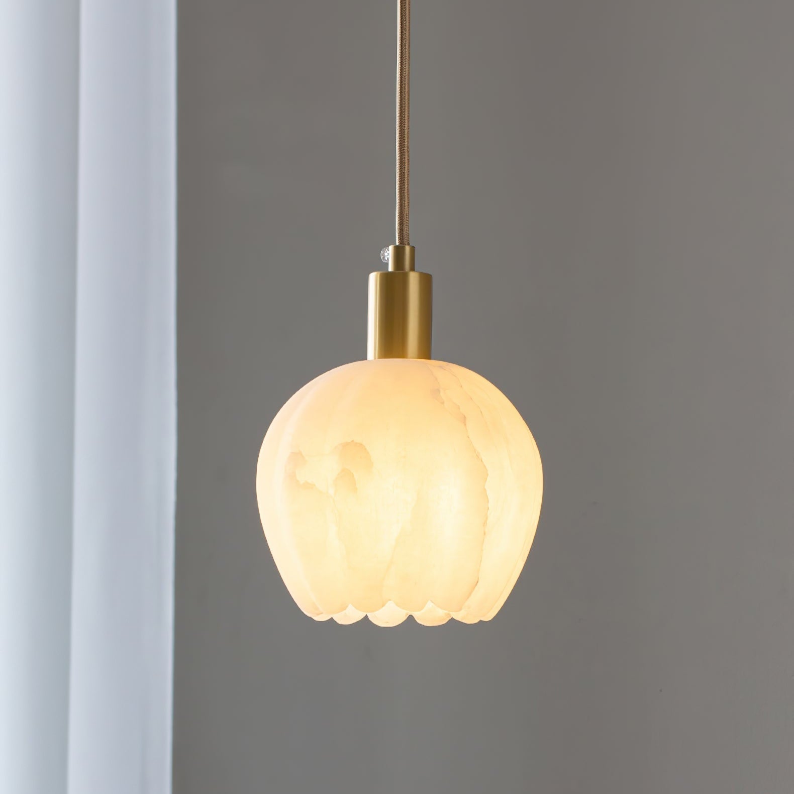 Ritta Pendant Light Flower-shaped  Alabaster