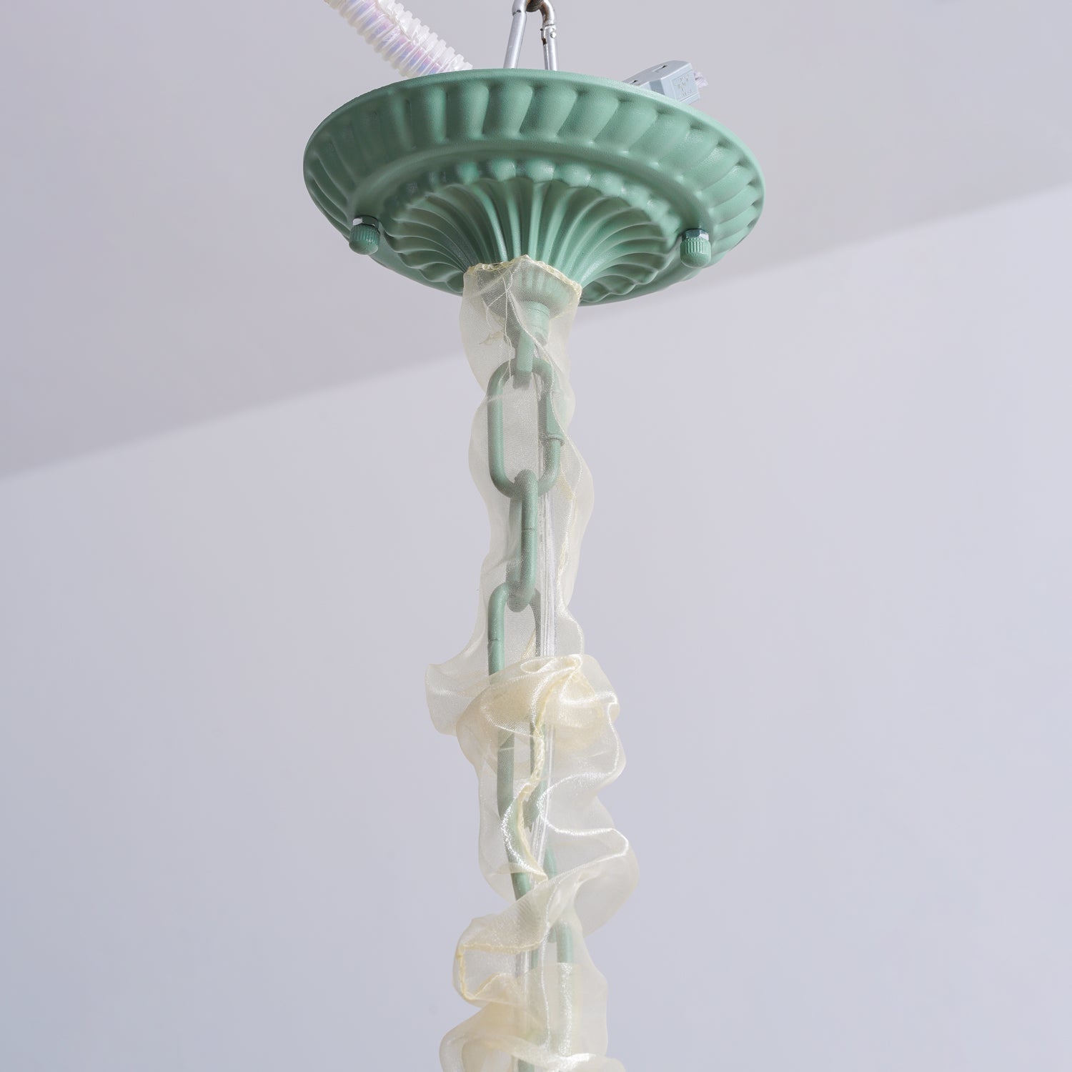 Lustra Kronleuchter Blume mit Blütenblättern und Blättern-Letslighting
