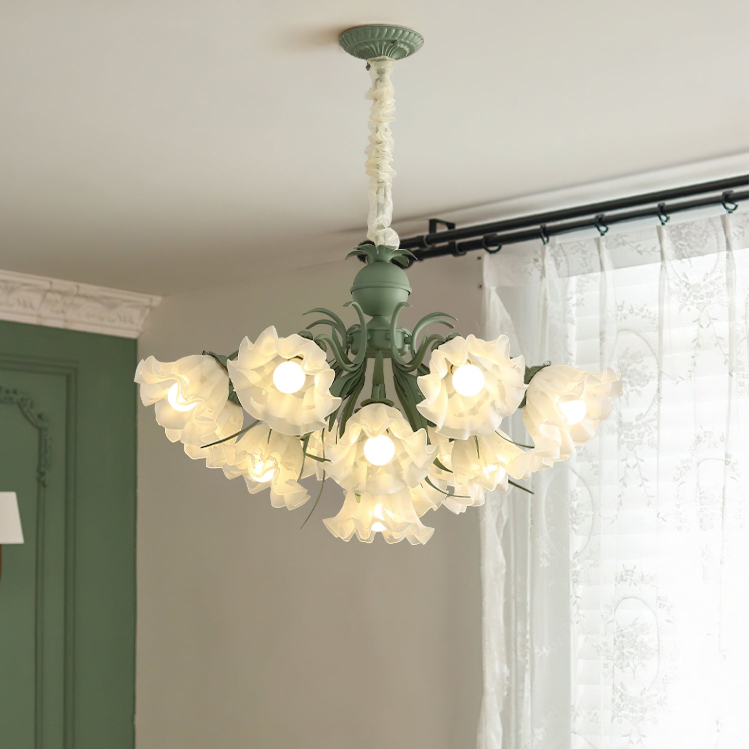 Lustra Kronleuchter Blume mit Blütenblättern und Blättern-Letslighting