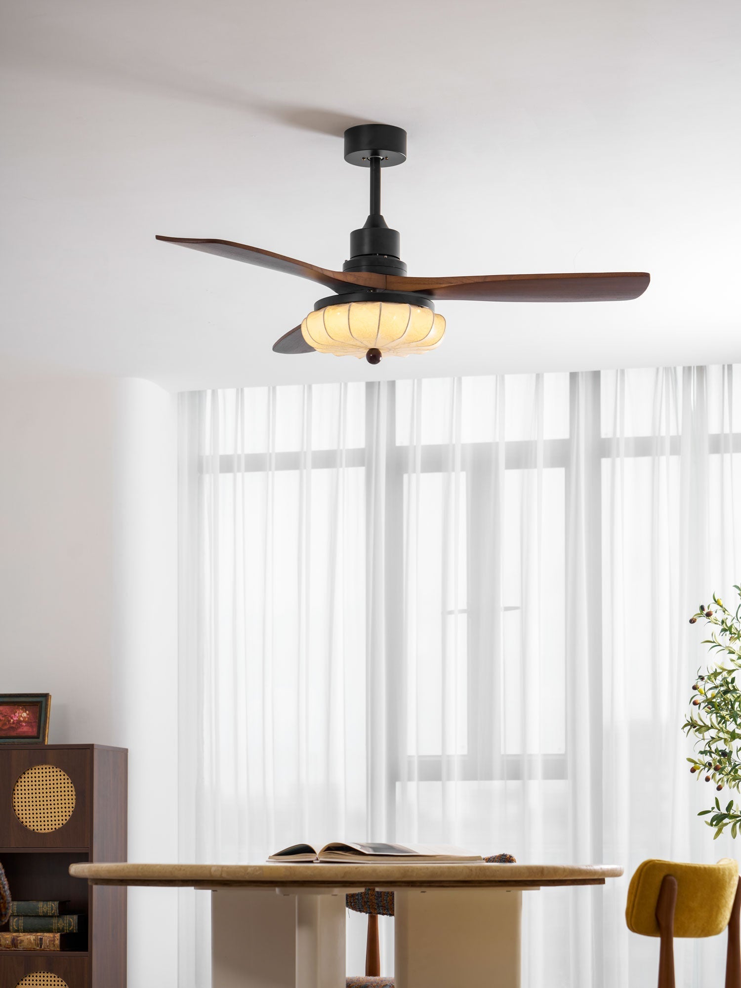 Jasper Bloom Deckenventilatorleuchte, Illustration der Direktmontageoption