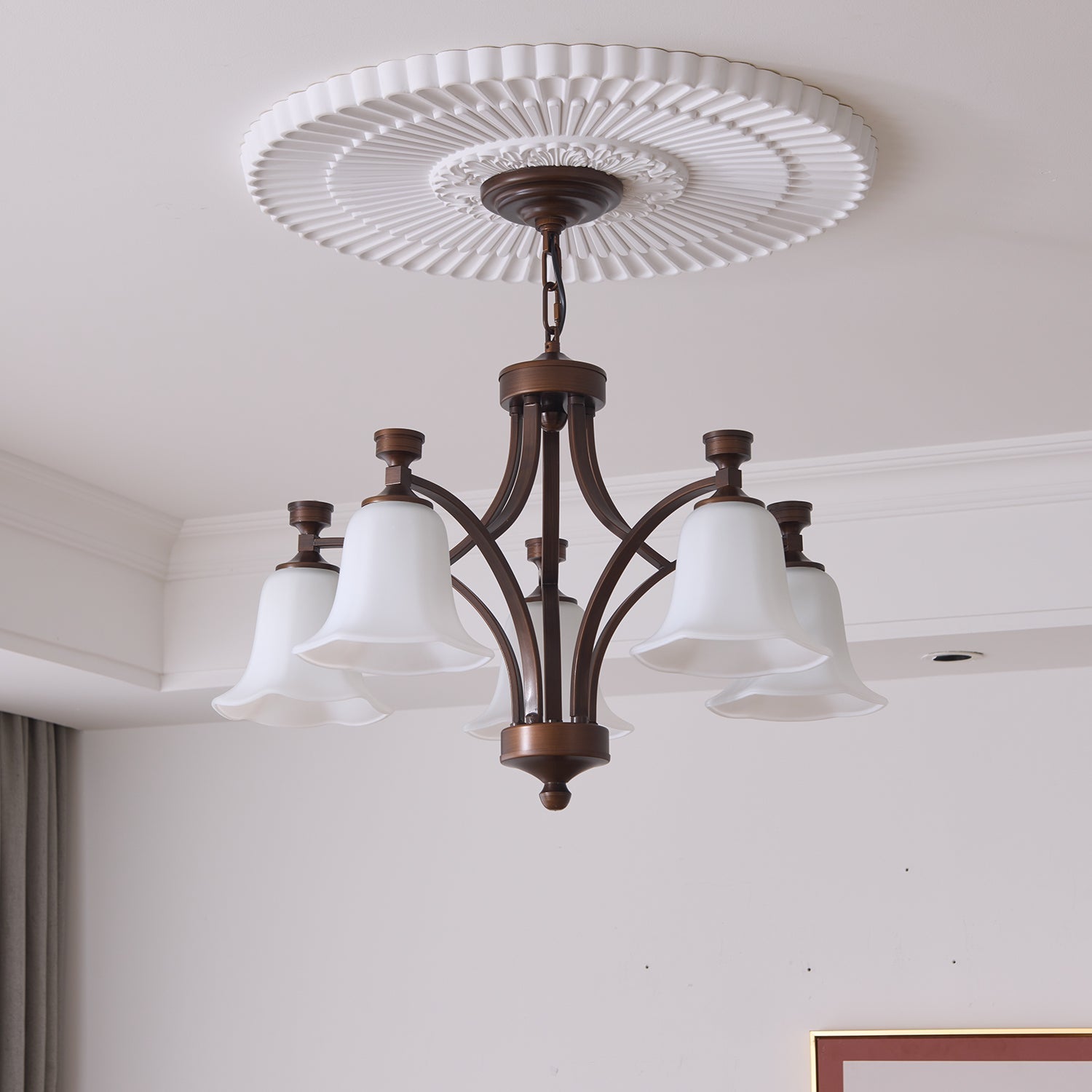 Viloros Traditioneller Premium-Kronleuchter aus Glockenglas-Letslighting