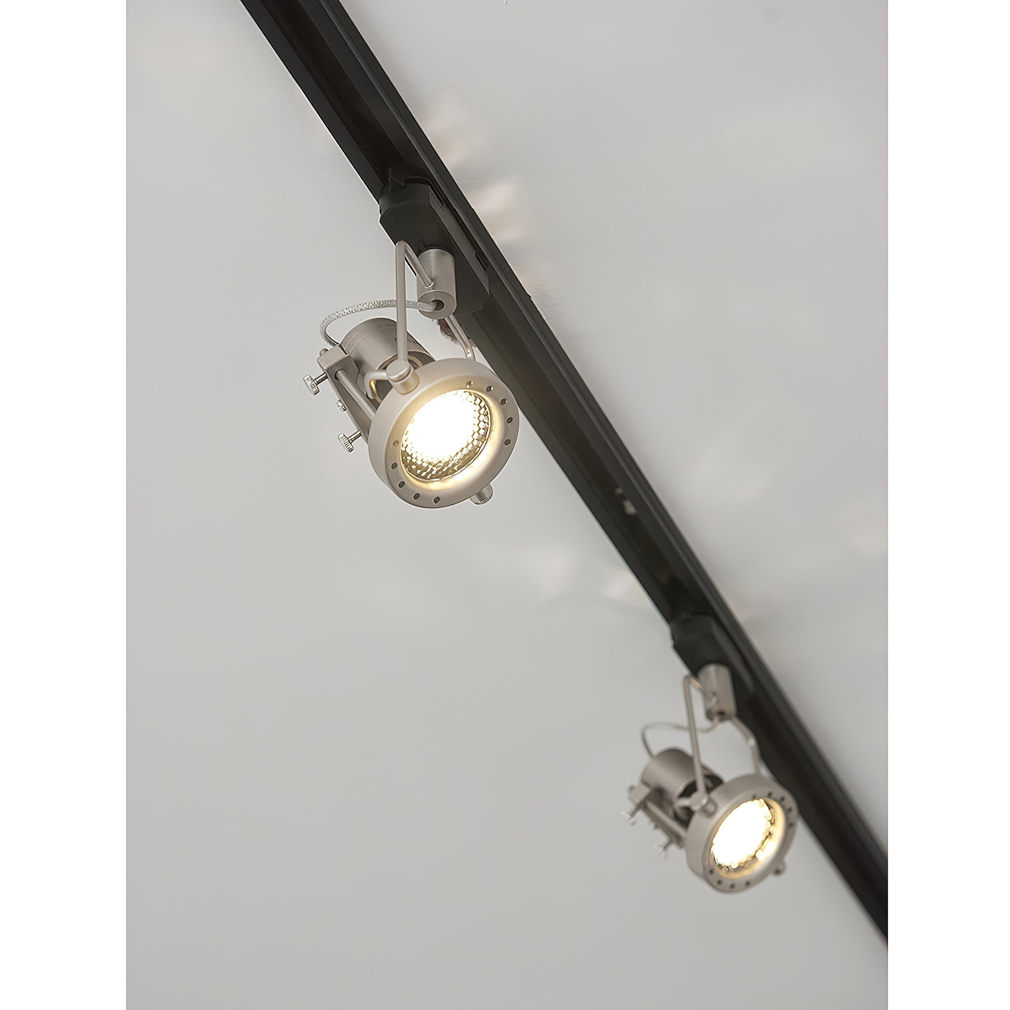 Ivelor Vintage Industrielle Schienenleuchten aus Glas-Letslighting