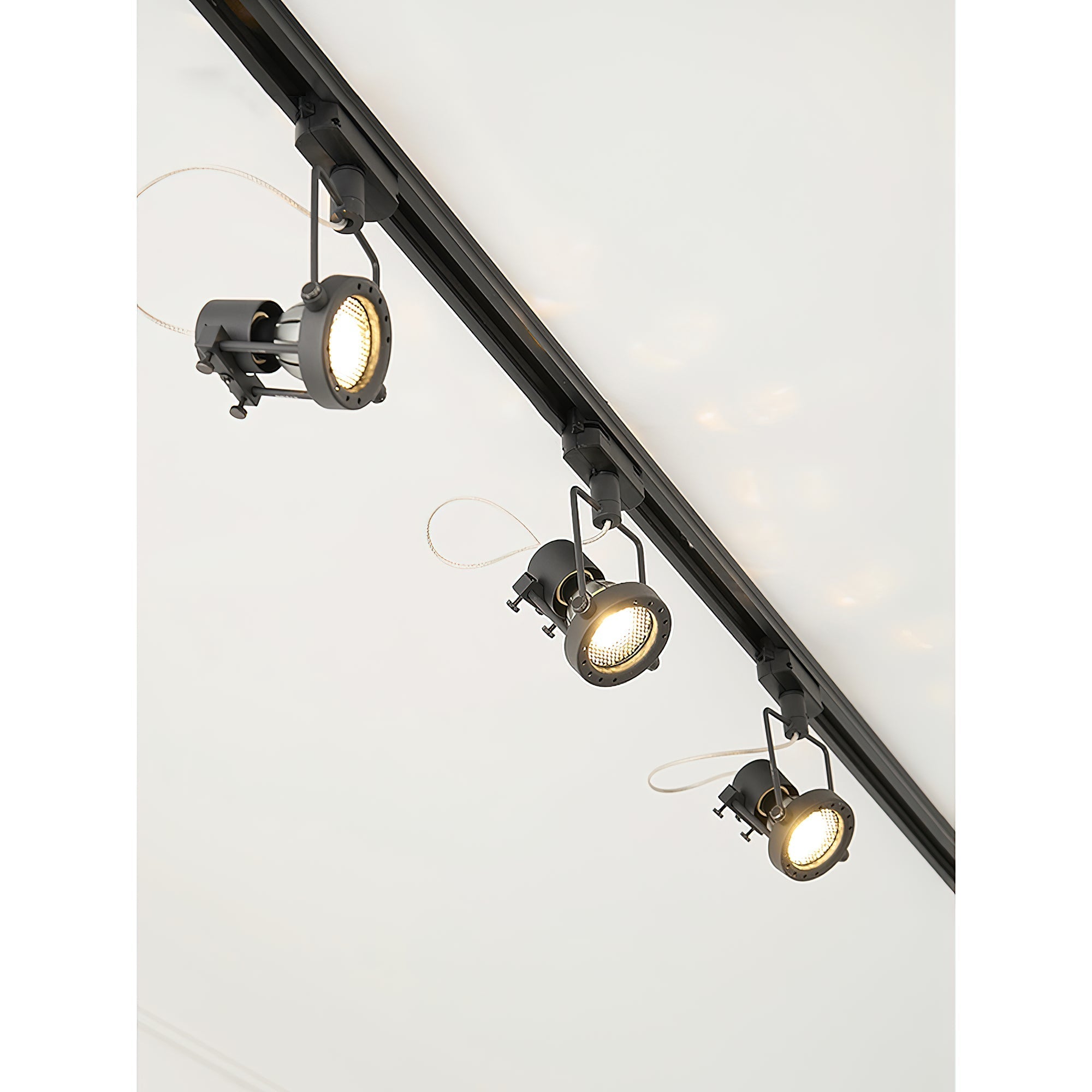 Ivelor Vintage Industrielle Schienenleuchten aus Glas-Letslighting