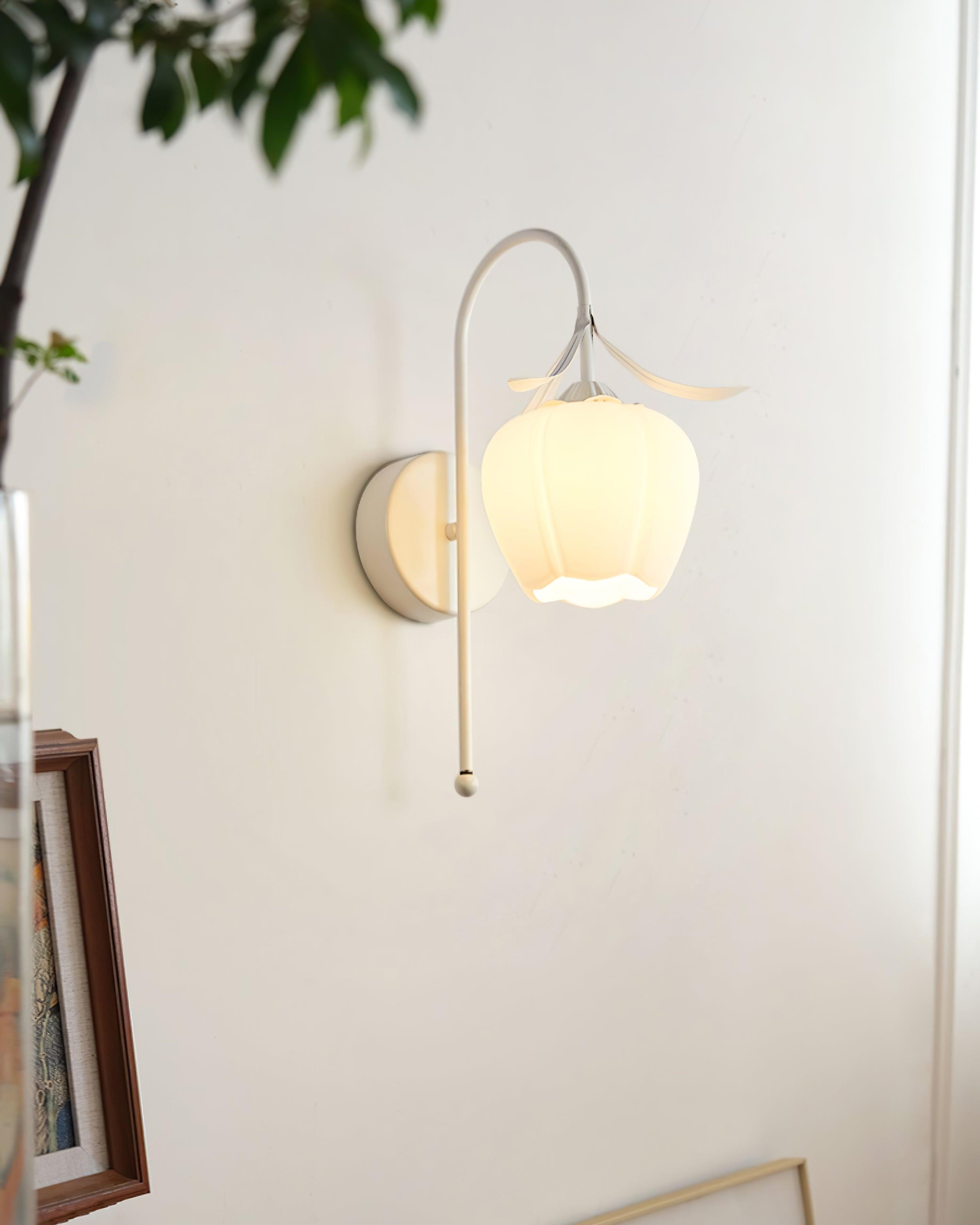 Luna Lily Flower Wall Lamp - Letslighting