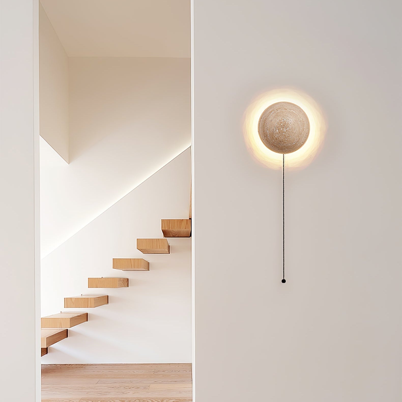 Nyvarion Minimalist Travertine Wall Light - Neutralighting