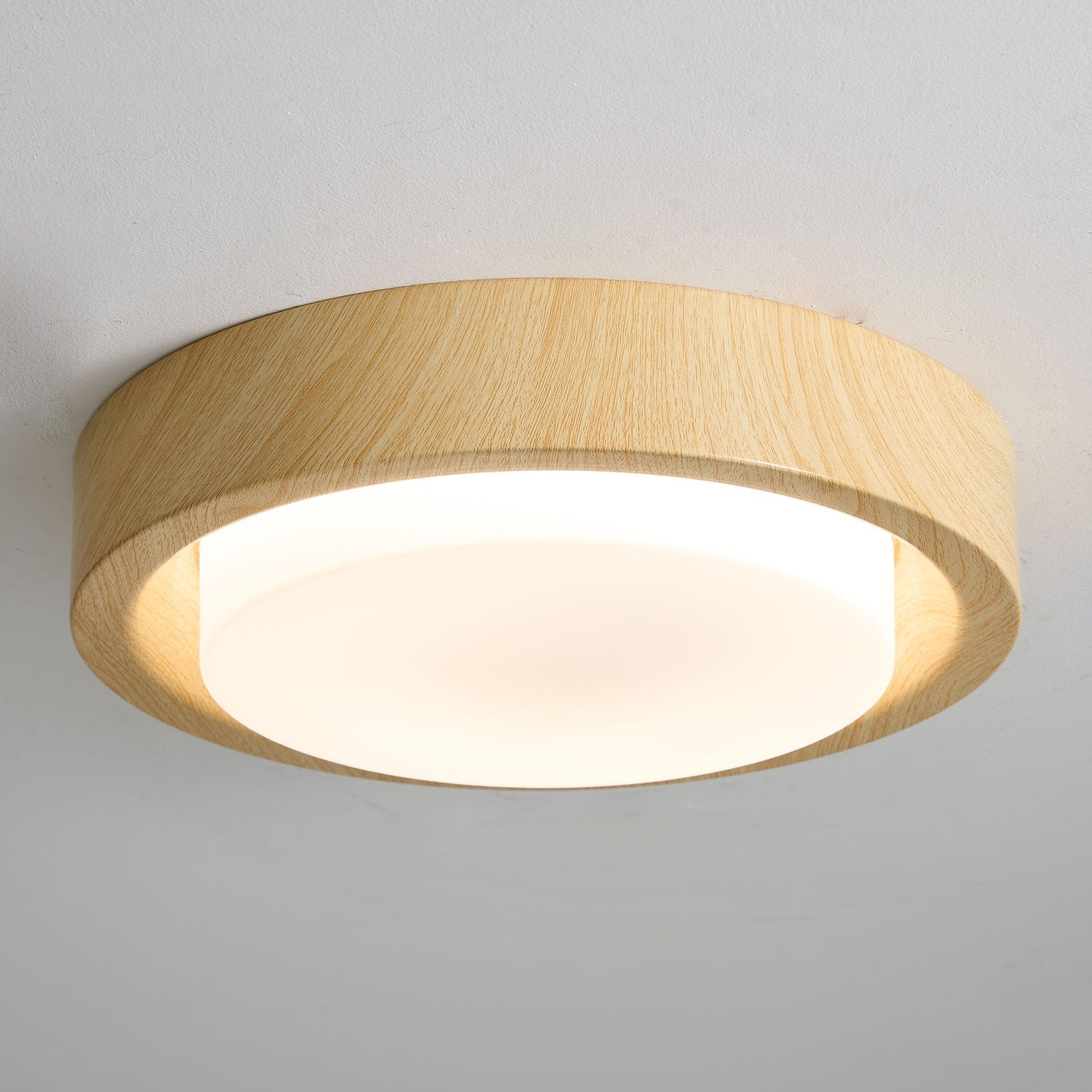 Daniel Minimalistische Deckenleuchte aus Holz-Letslighting