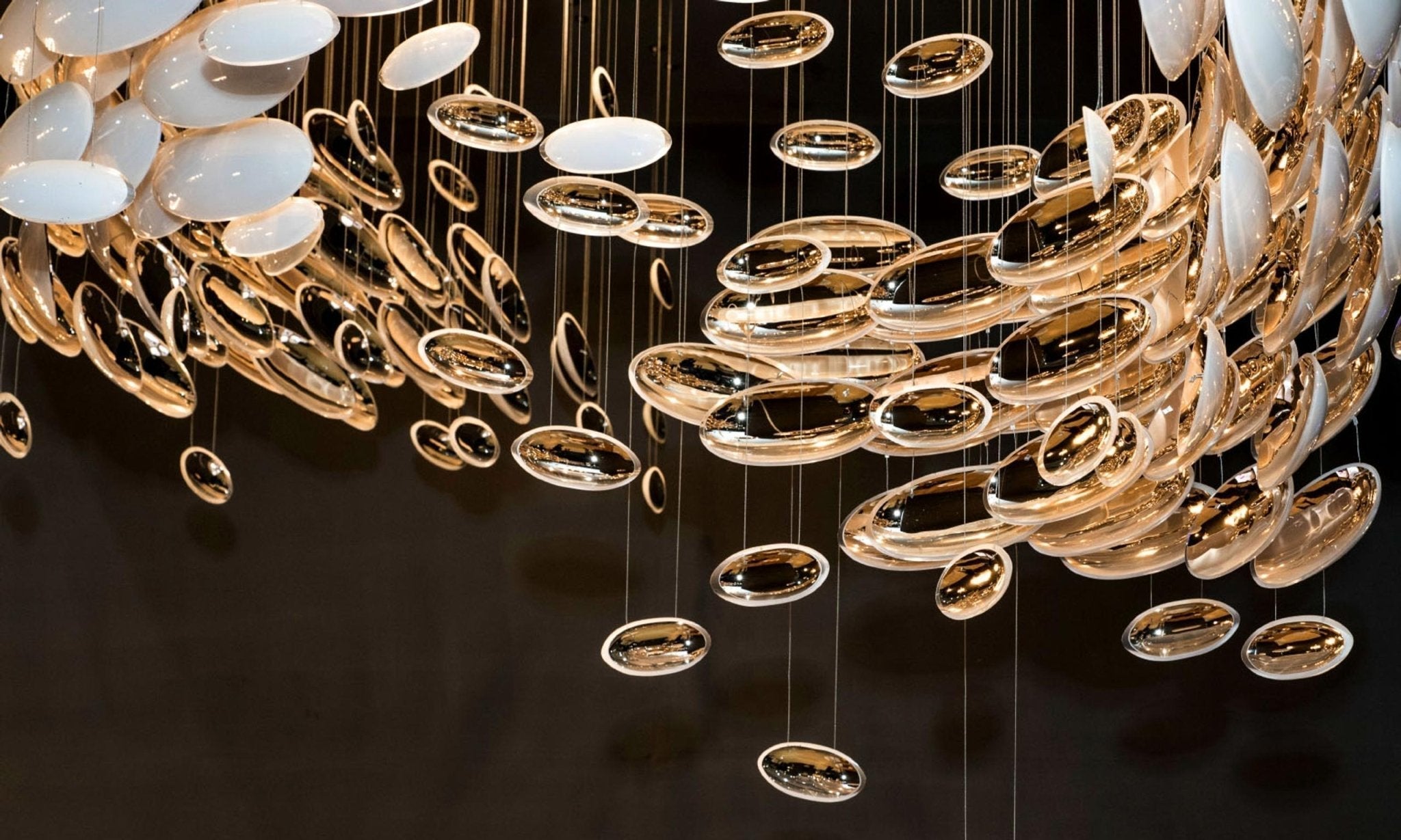 Nylorisra Moderne Pendelleuchte aus Glas-Letslighting