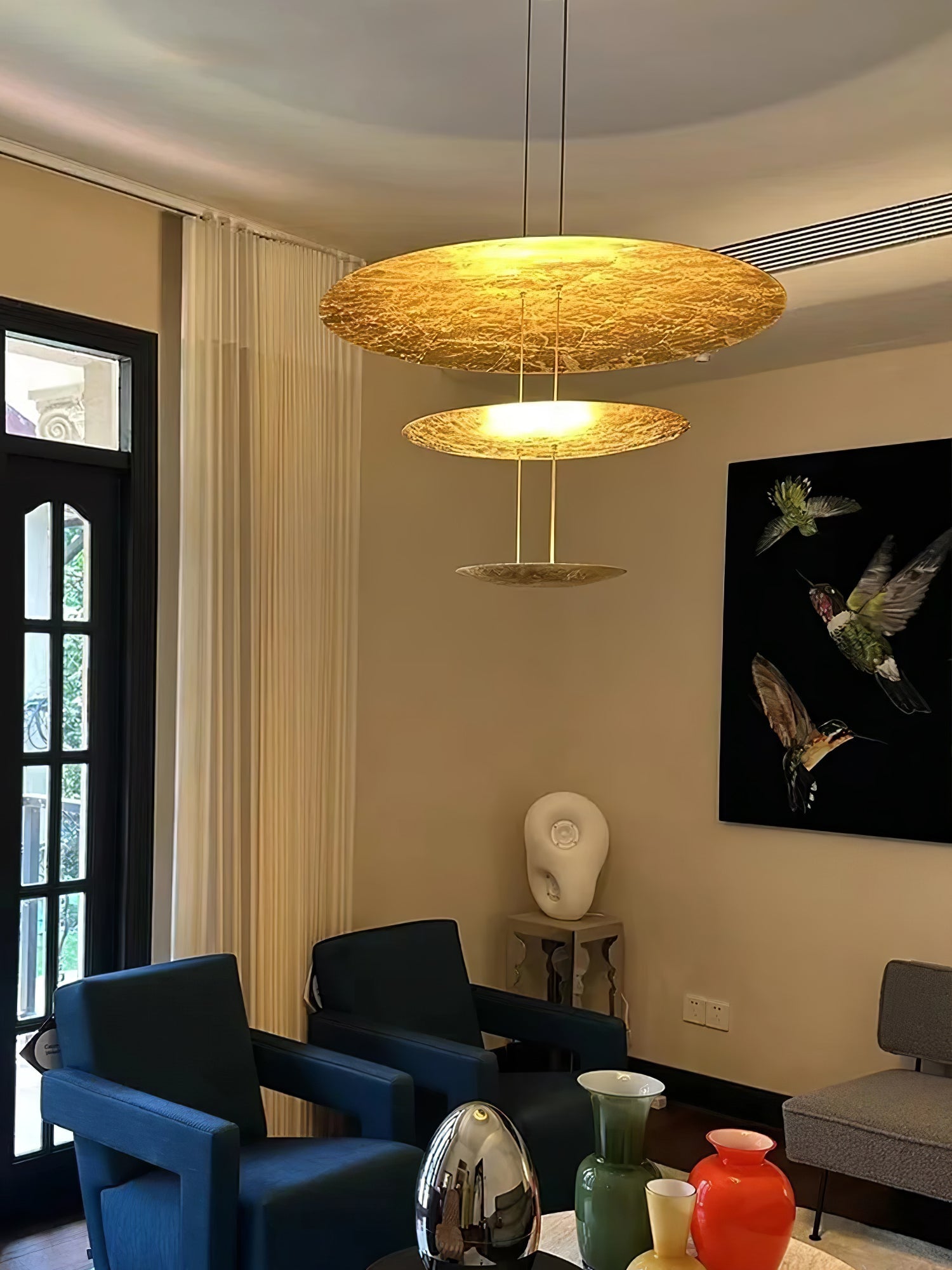 Zathaara Mehrlagige Pendelleuchte aus Goldfolie-Letslighting