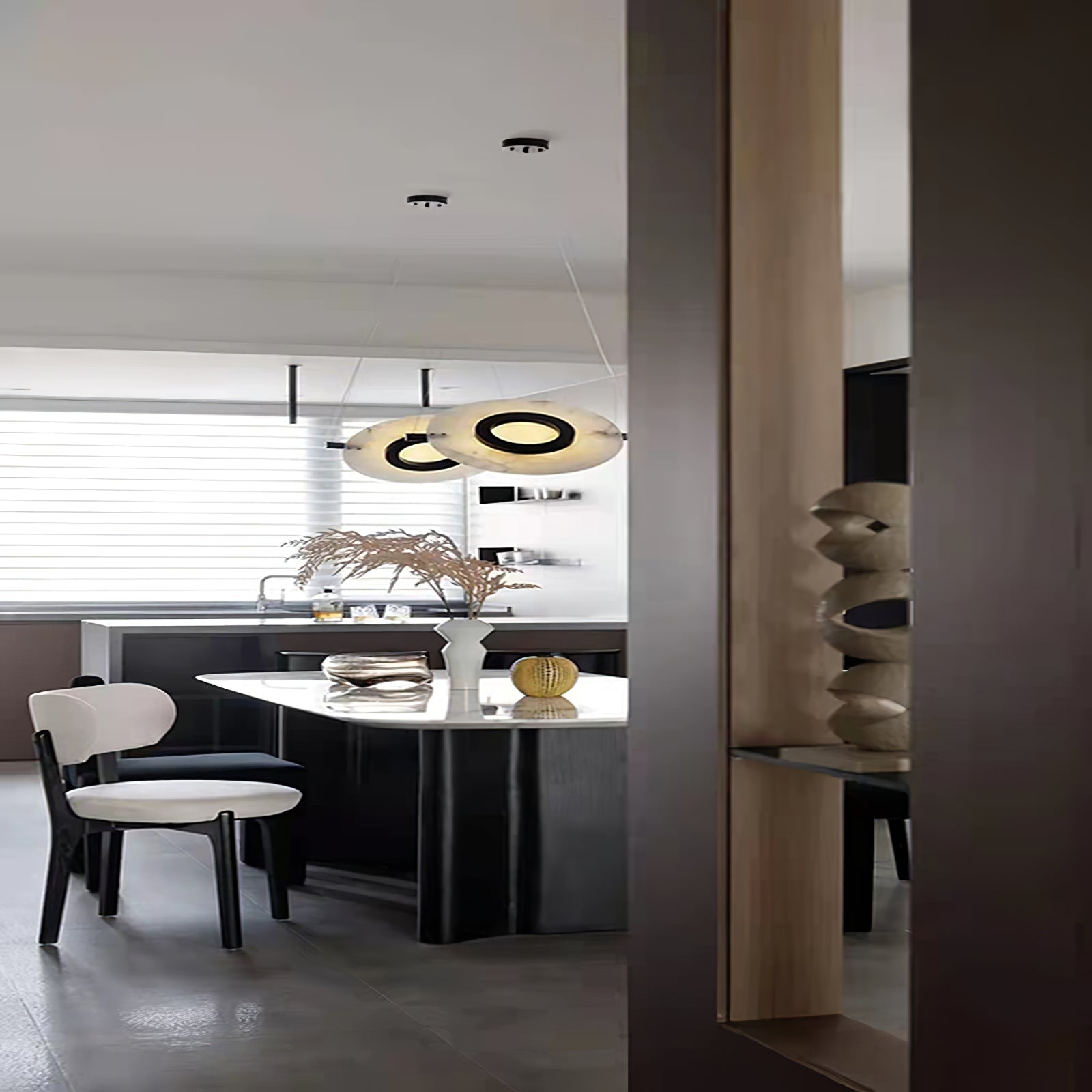 Vasila Postmodern Luxury Metal Alabaster Pendant Lamp - Letslighting