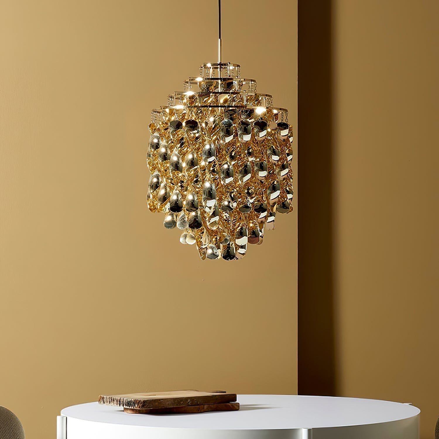 Isoran Luxe Pendelleuchte aus Metall-Letslighting