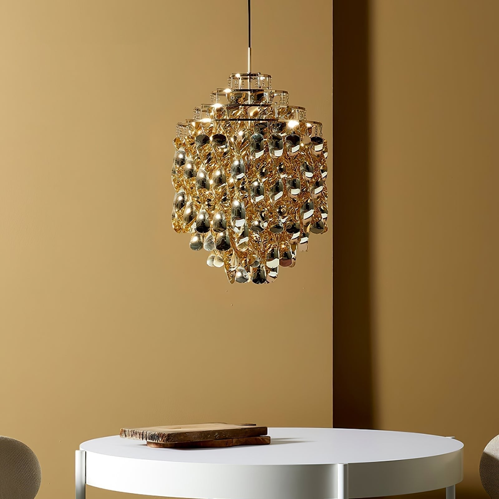 Isoran Luxe Pendelleuchte aus Metall-Letslighting