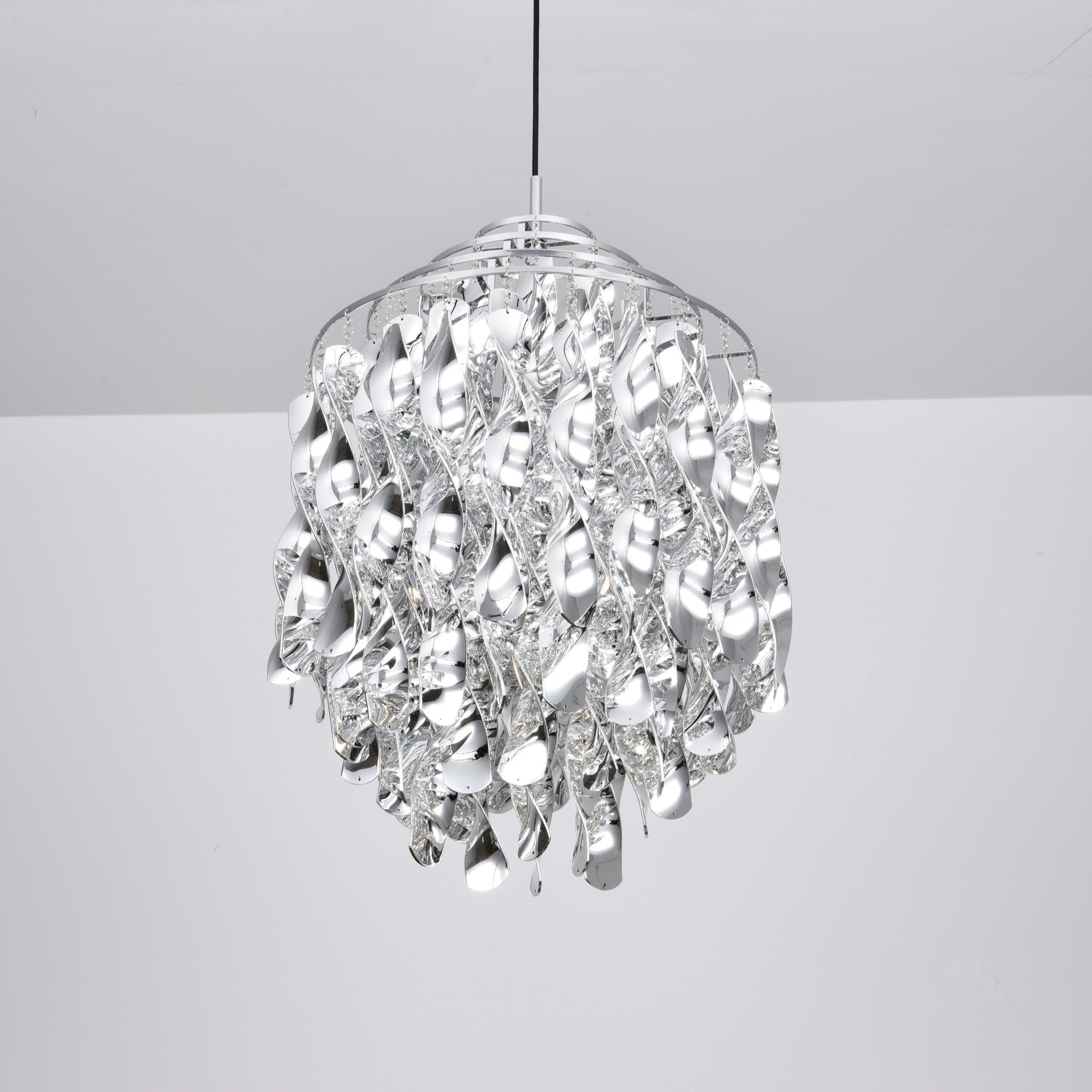 Isoran Luxe Pendelleuchte aus Metall-Letslighting