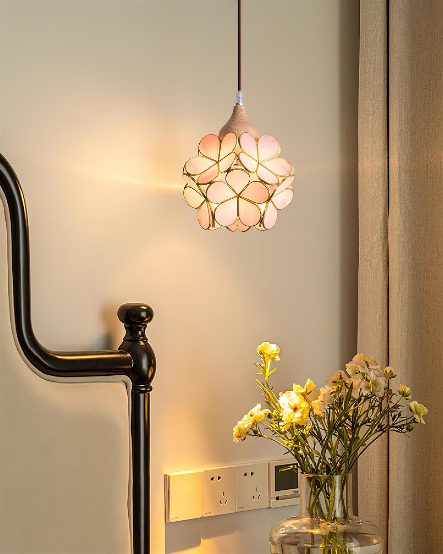 Velina Pendelleuchte Rosa Blumeninspiriert-Letslighting