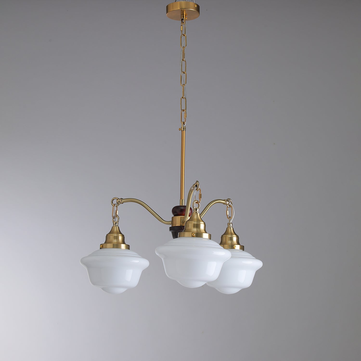 Lustra Kronleuchter Messing Holz Milchglas Klassisch-Letslighting