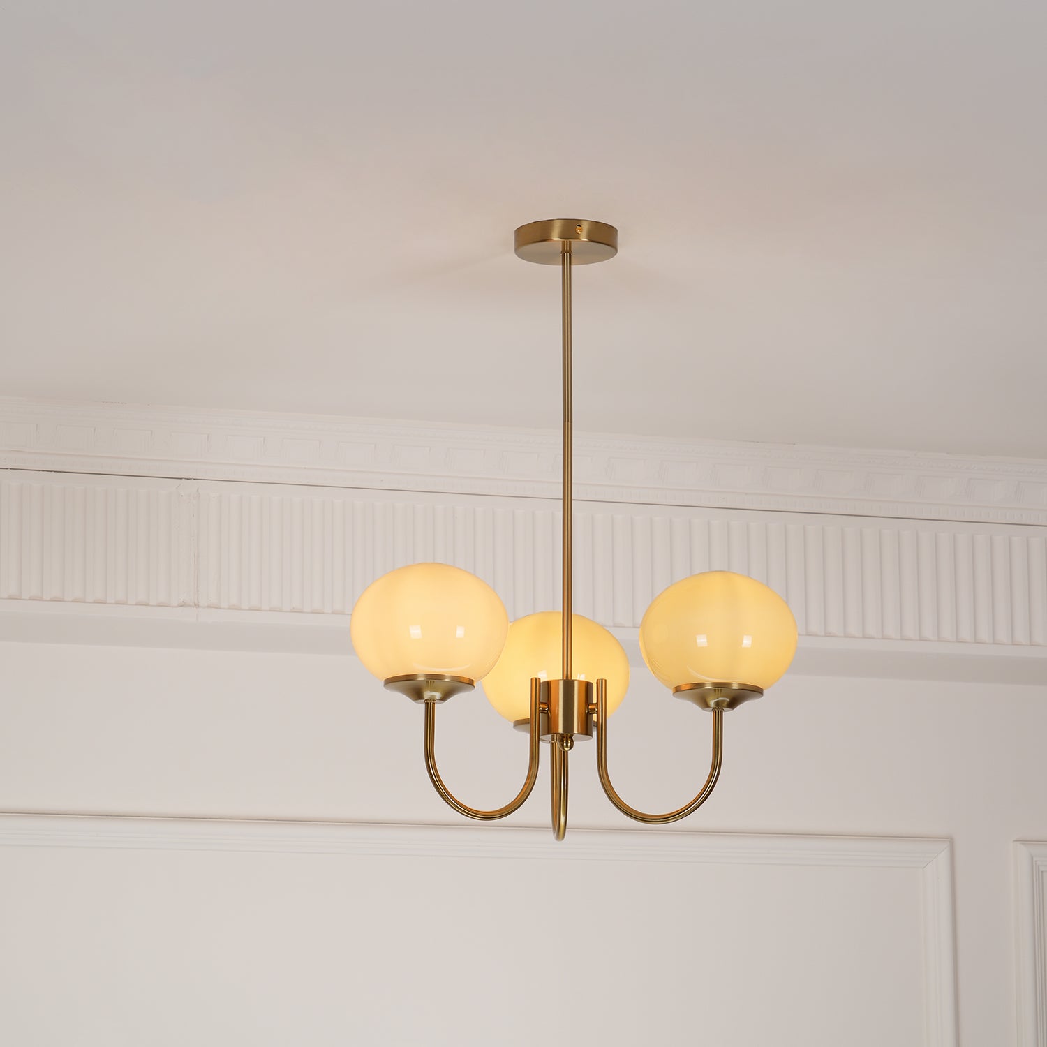 Lustra Kronleuchter Rosa Glaskugel Gold-Letslighting