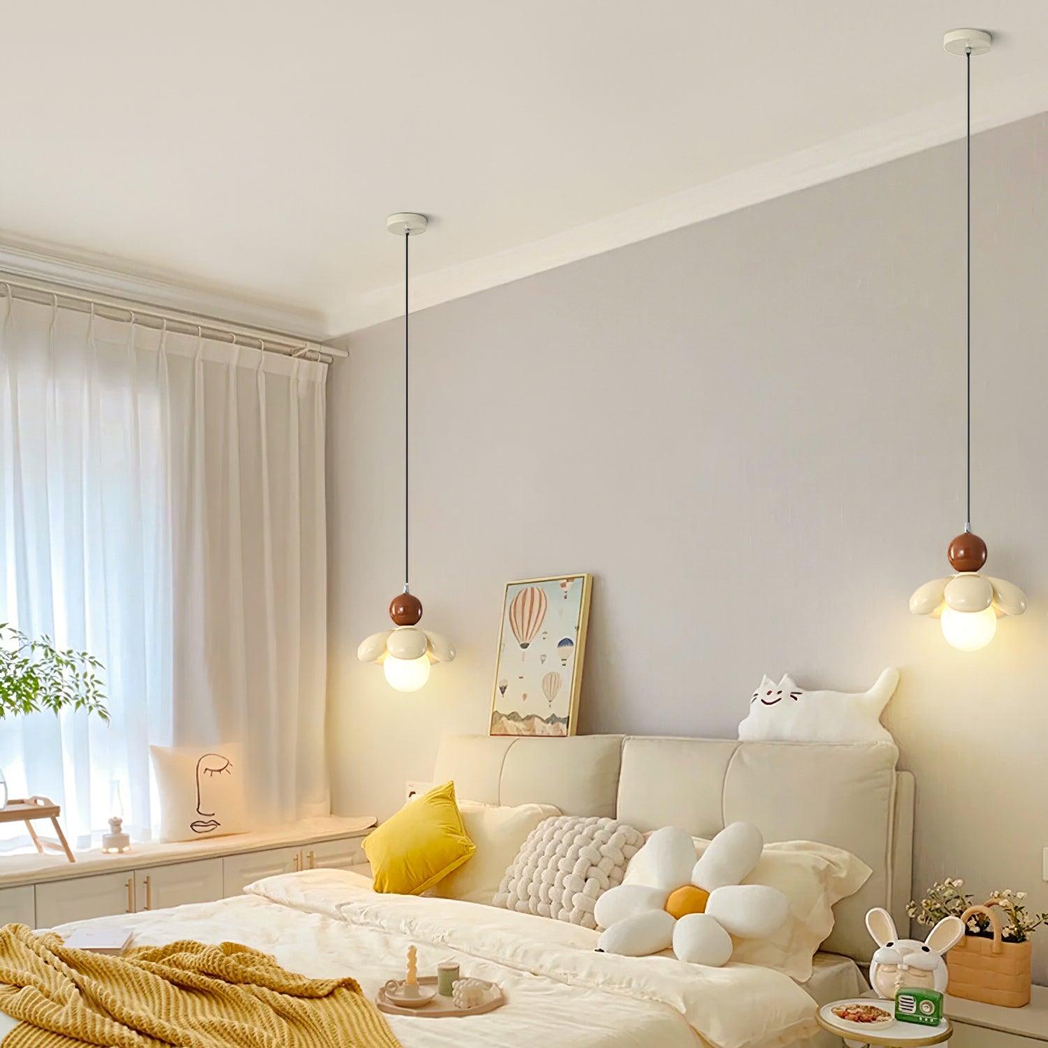 Blossi Moderne Pendelleuchte mit Blumenmotiv aus Kunstharz-Letslighting