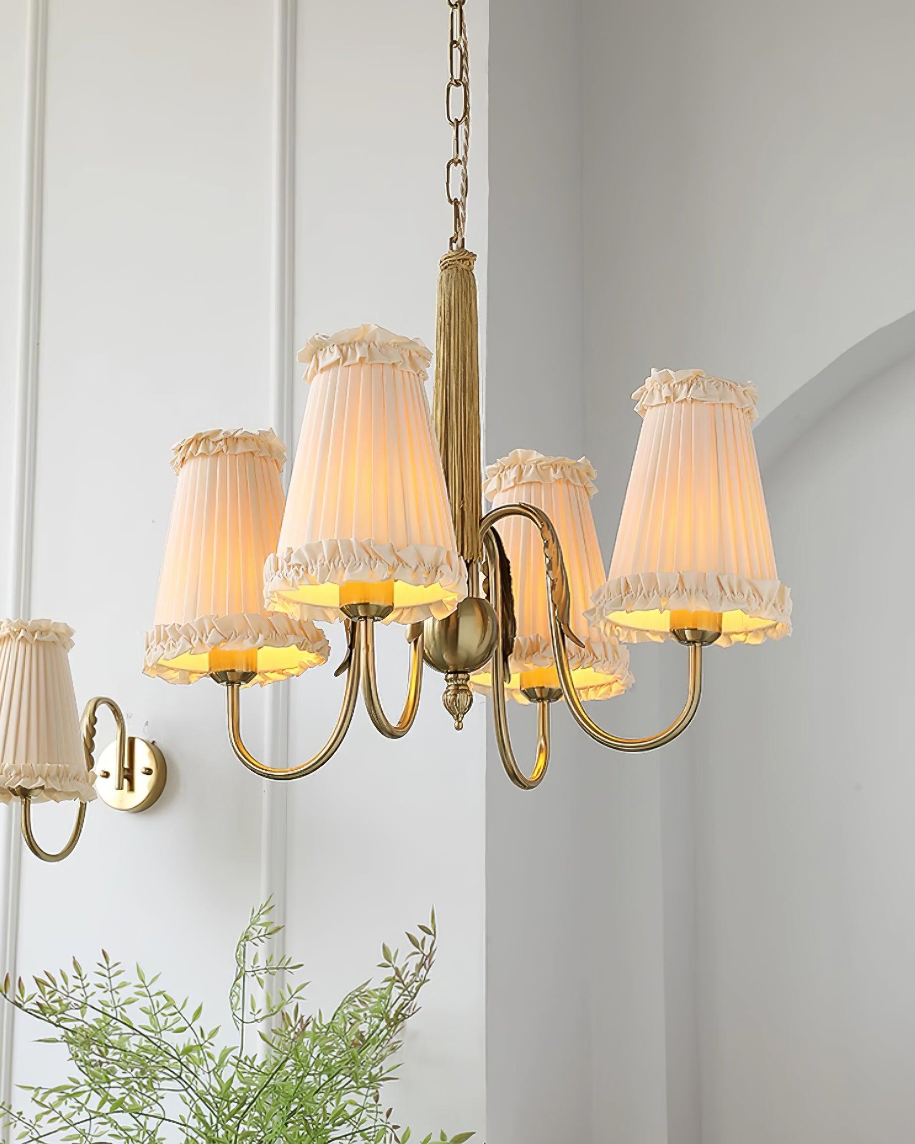 Faylin Vintage Messing Kronleuchter Gefeilt Schirme-Letslighting