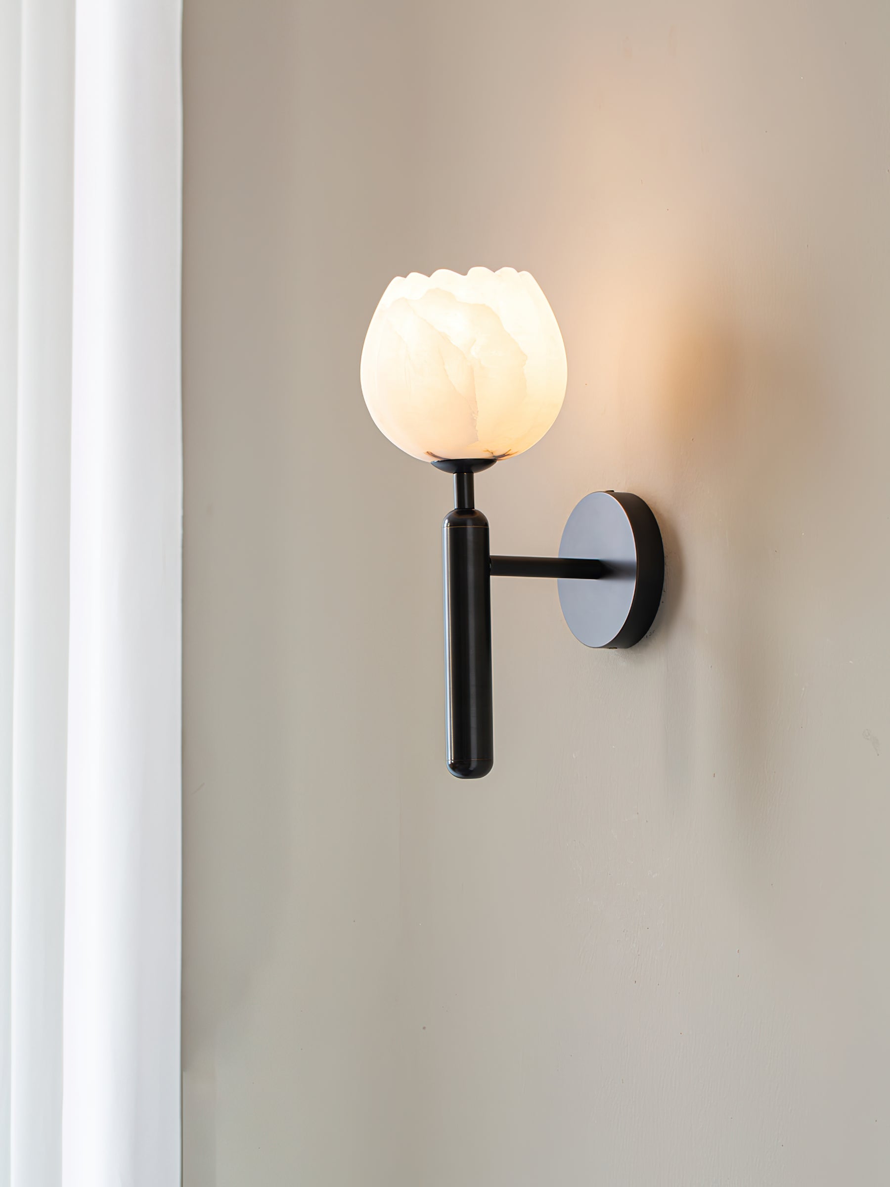 Orlaeila Modern Minimalist Brass Alabaster Wall Lamp - Letslighting