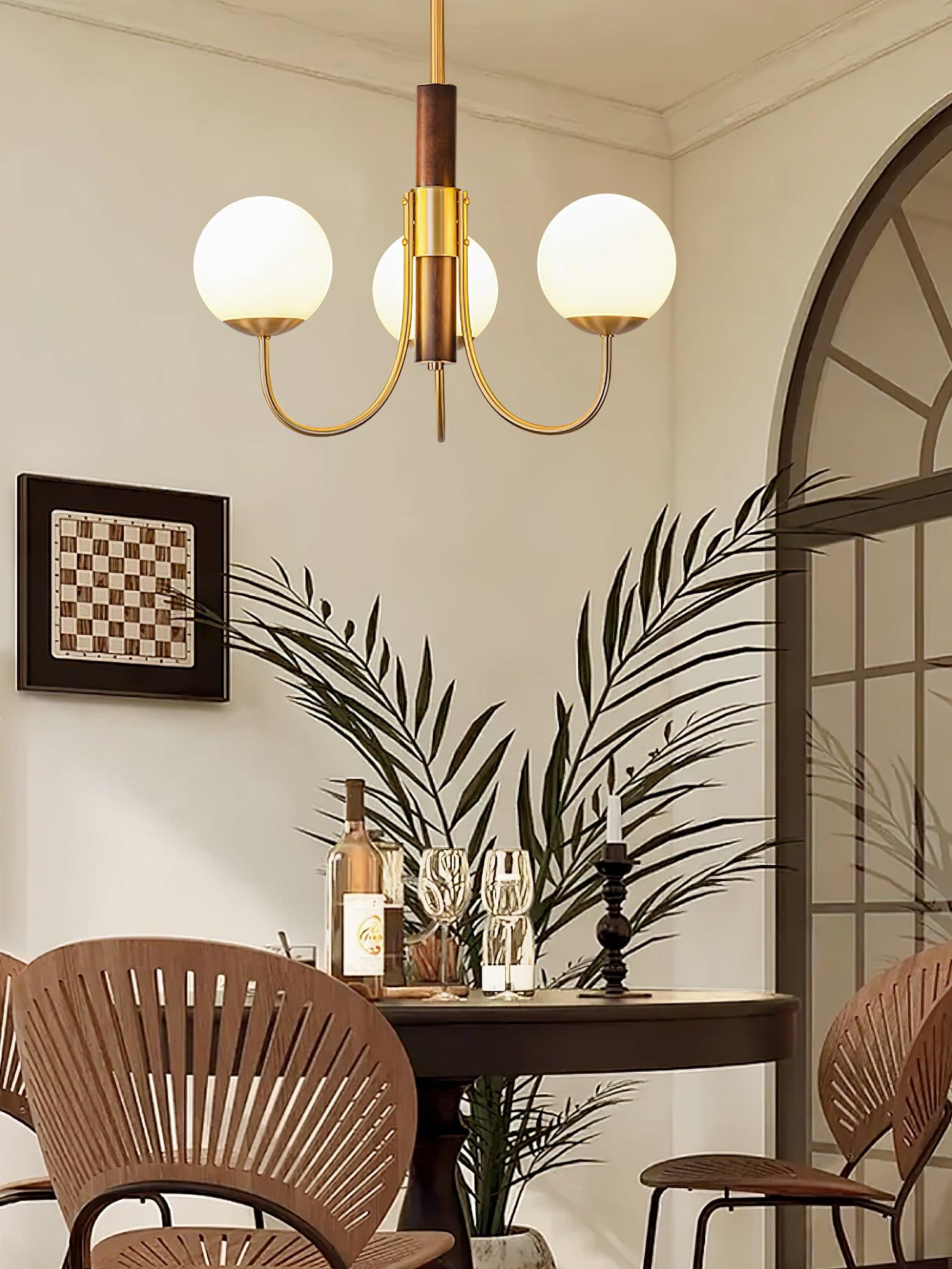 Lustra Kronleuchter Midas Touch Walnuss Kugel Messing-Letslighting