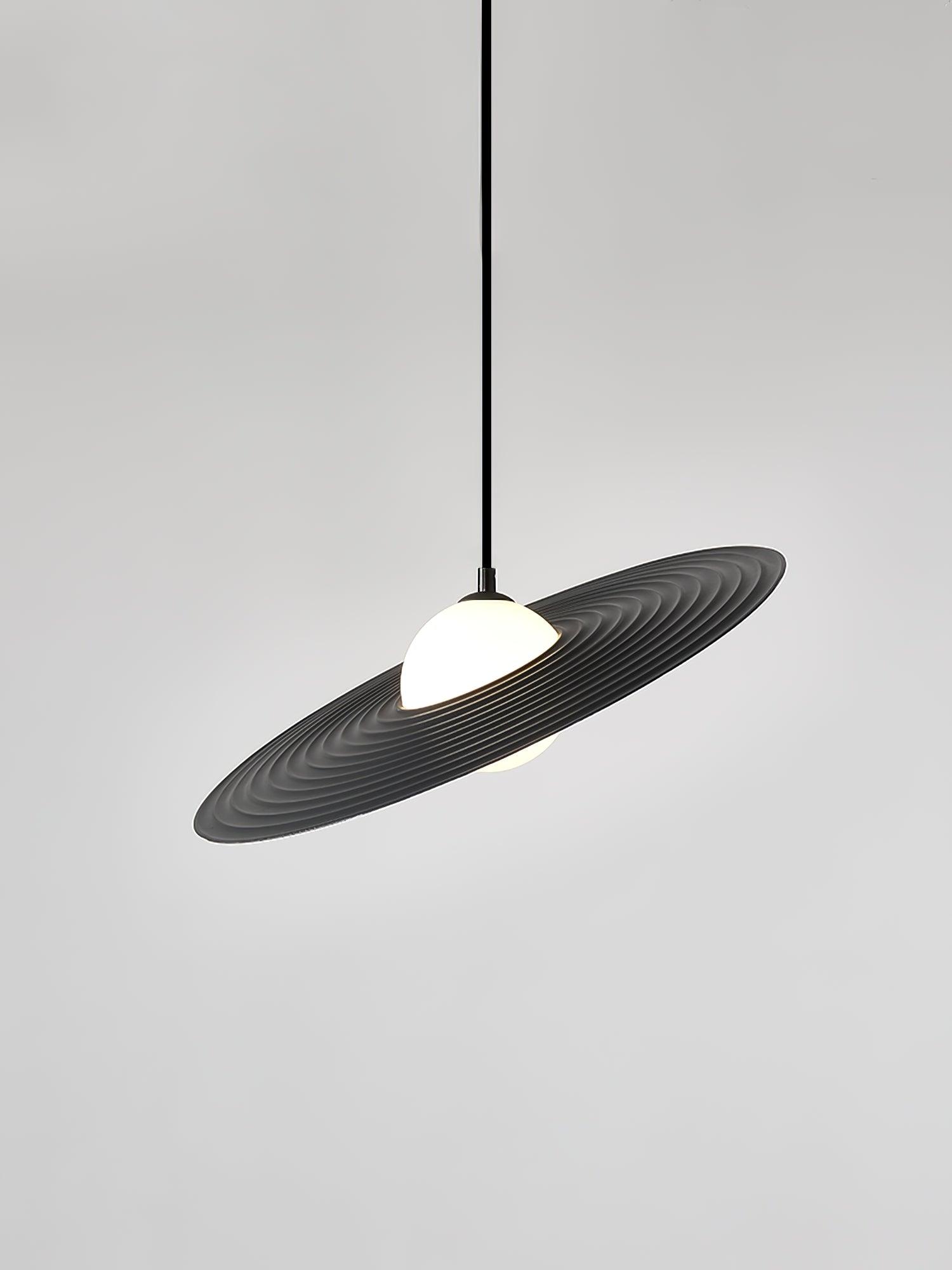 Lustra Pendelleuchte PE Plate Weiß und Schwarz-Letslighting