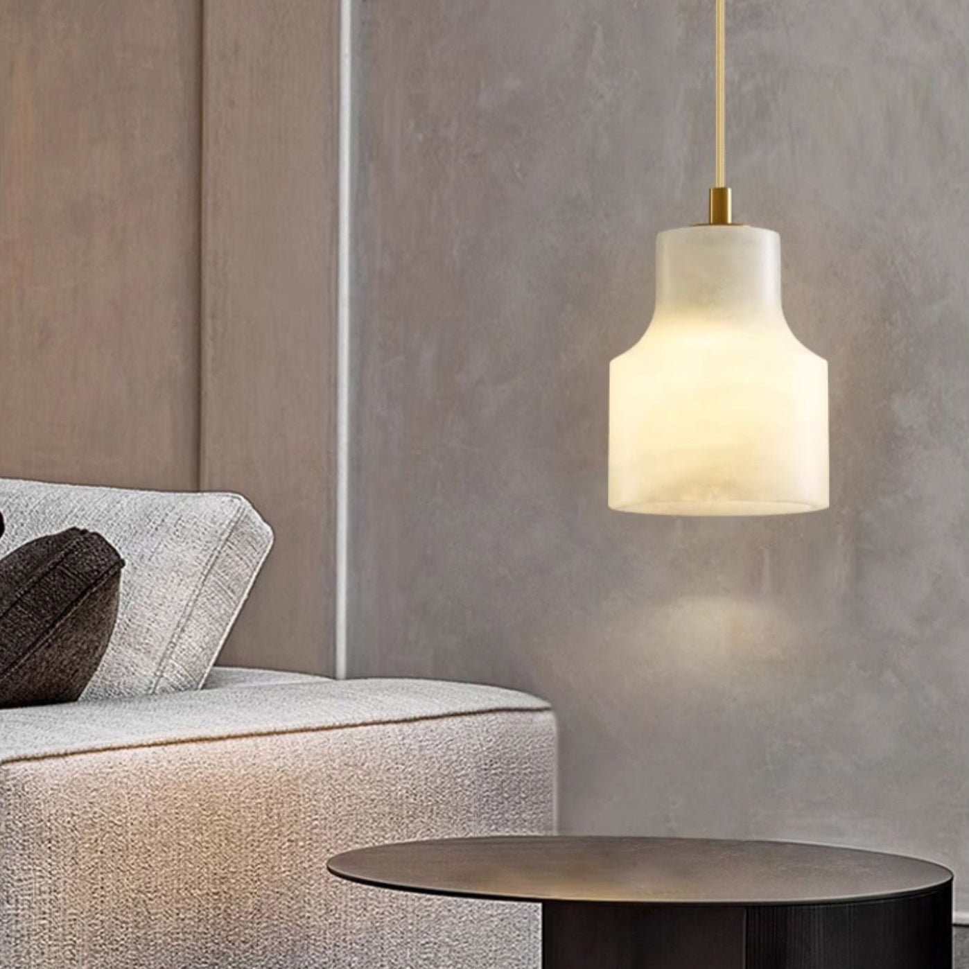 Ritta Alabaster Pendant Light Brass Luxurious