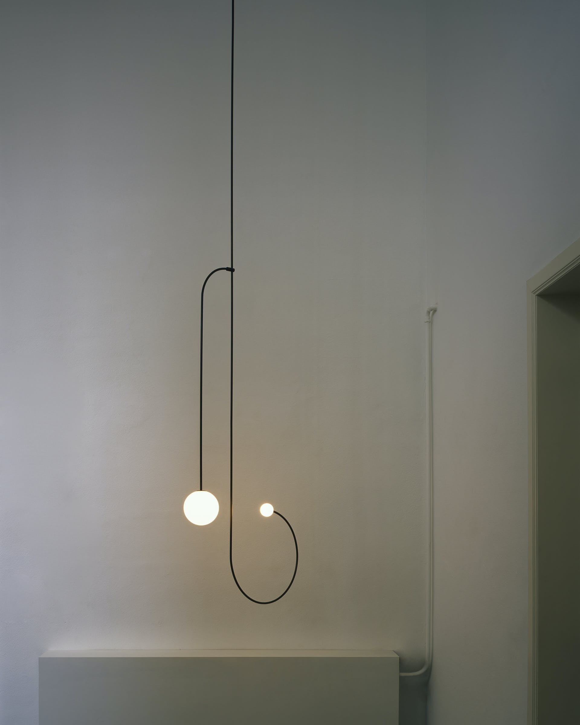 Lustra Kronleuchter Mobile Schwarz Minimalistisch-Letslighting