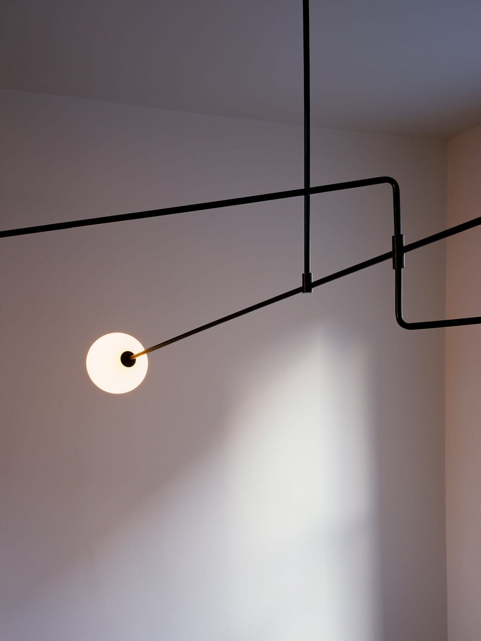 Lustra Kronleuchter Mobile Schwarz Minimalistisch-Letslighting