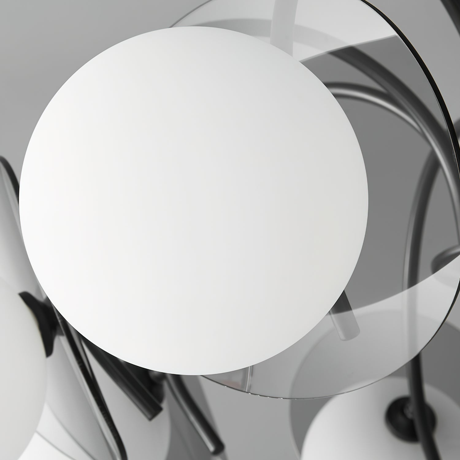 Aurora Kronleuchter Globus Arm Skulptural-Letslighting
