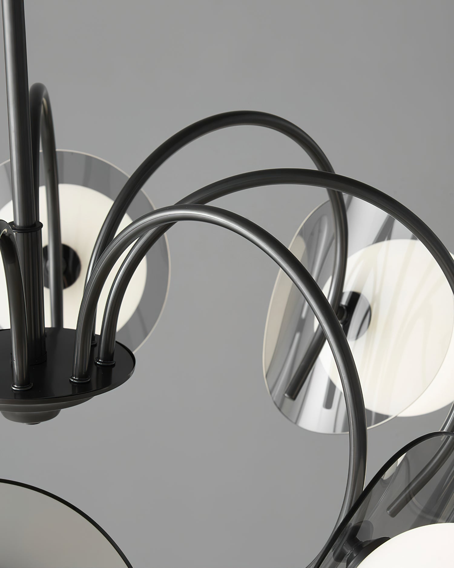 Aurora Kronleuchter Globus Arm Skulptural-Letslighting
