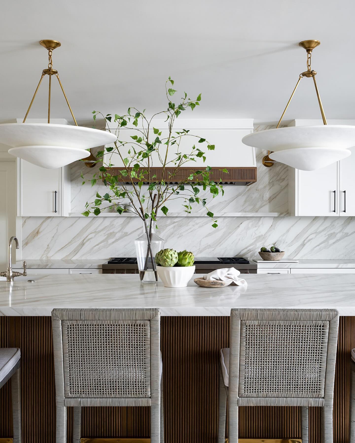 Avinisra Eleganter Moderner Messing-Kronleuchter-Letslighting