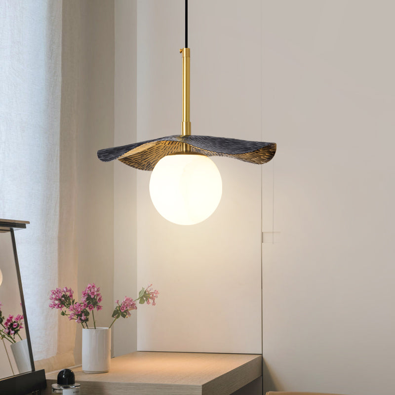Zaraeen Modern Minimalist Brass Alabaster Pendant Light - Letslighting