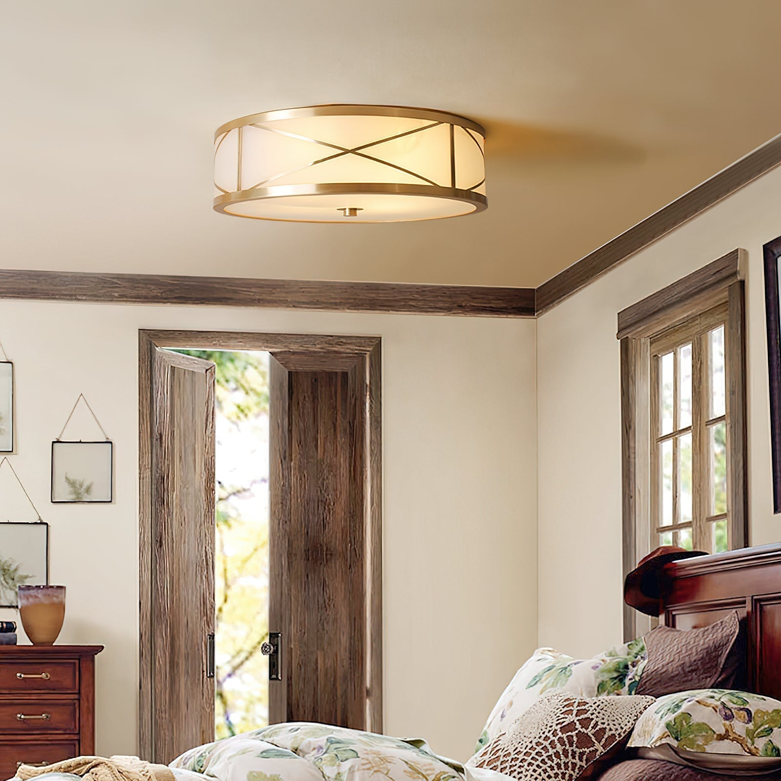 Vovene Moderne Deckenleuchte aus Messing und Glas-Letslighting
