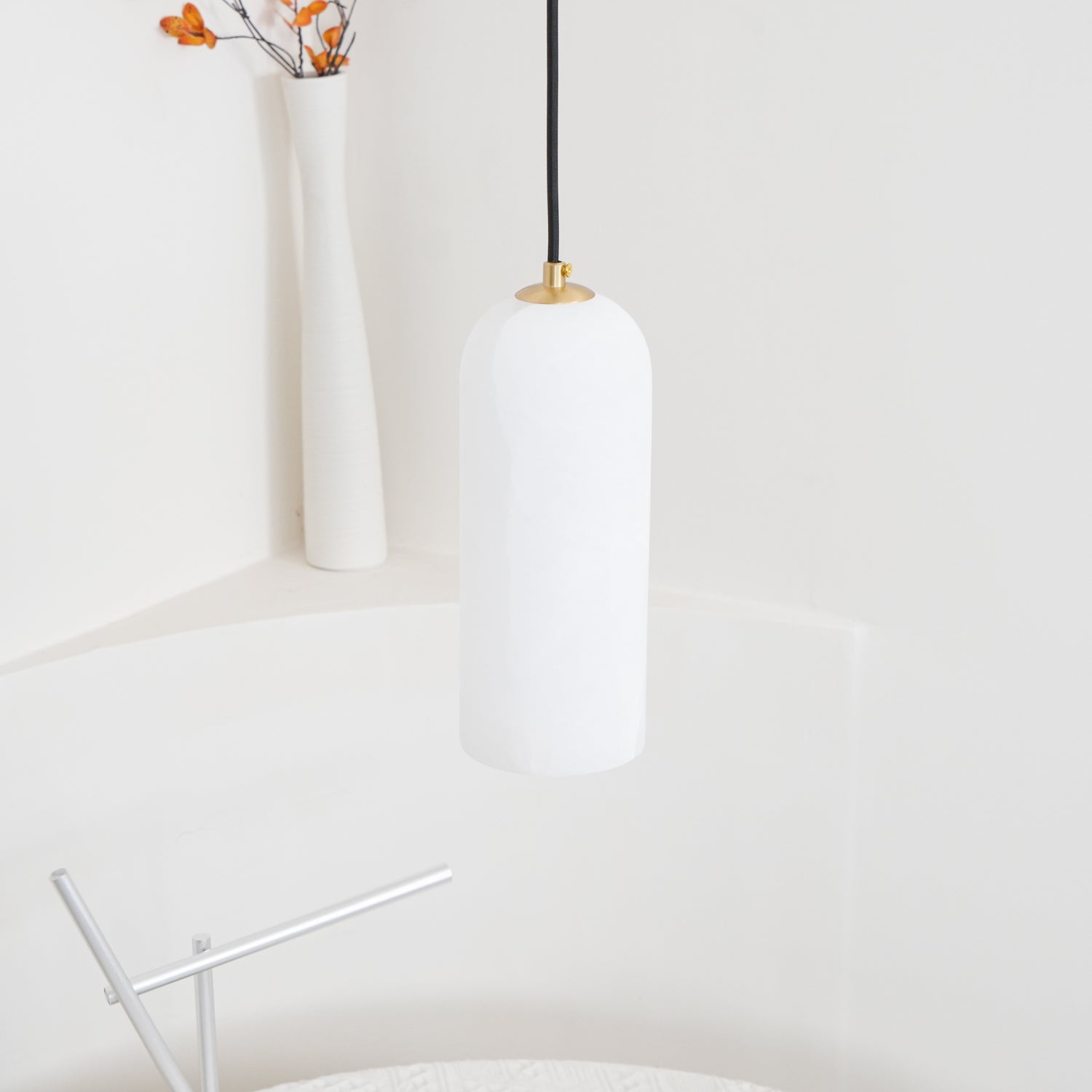 Zashayra Cylindrical Alabaster Pendant Light - Blowlighting